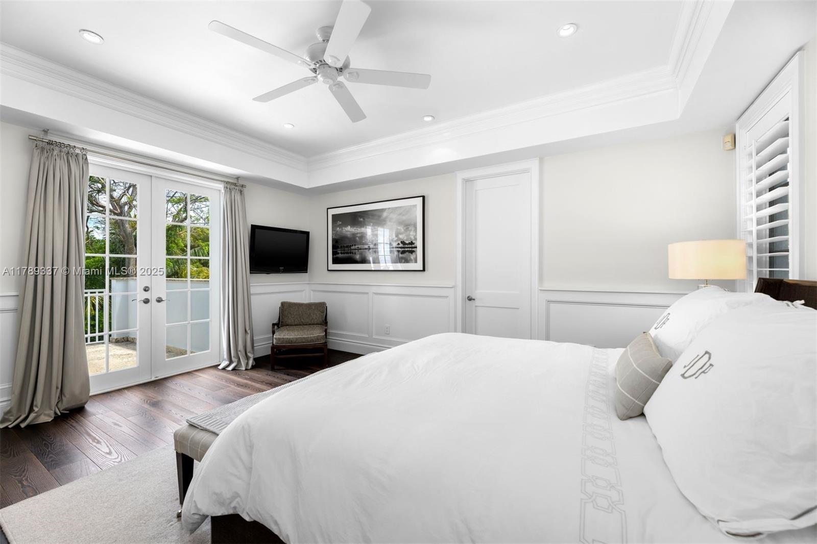 CORAL GABLES BISC BAY SEC - Residential