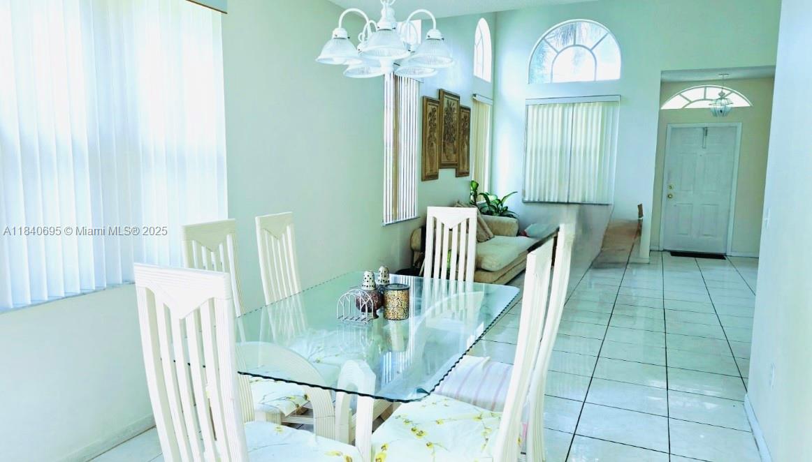 TOWNGATE - Residential