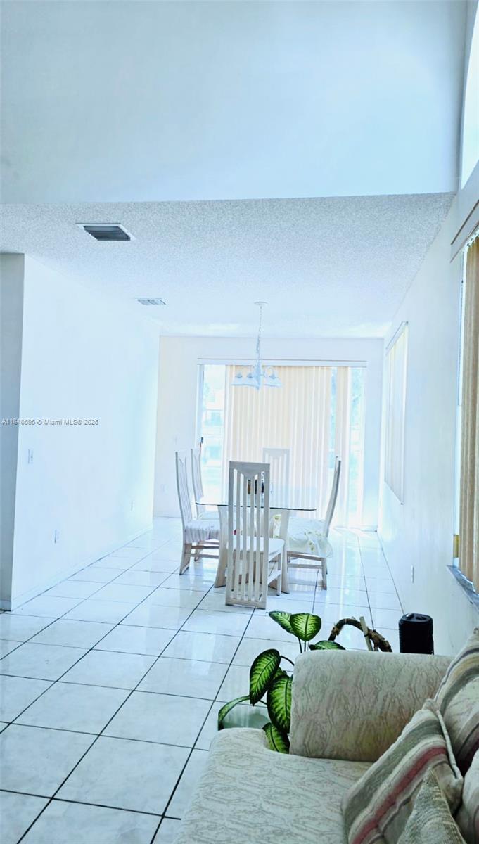 TOWNGATE - Residential