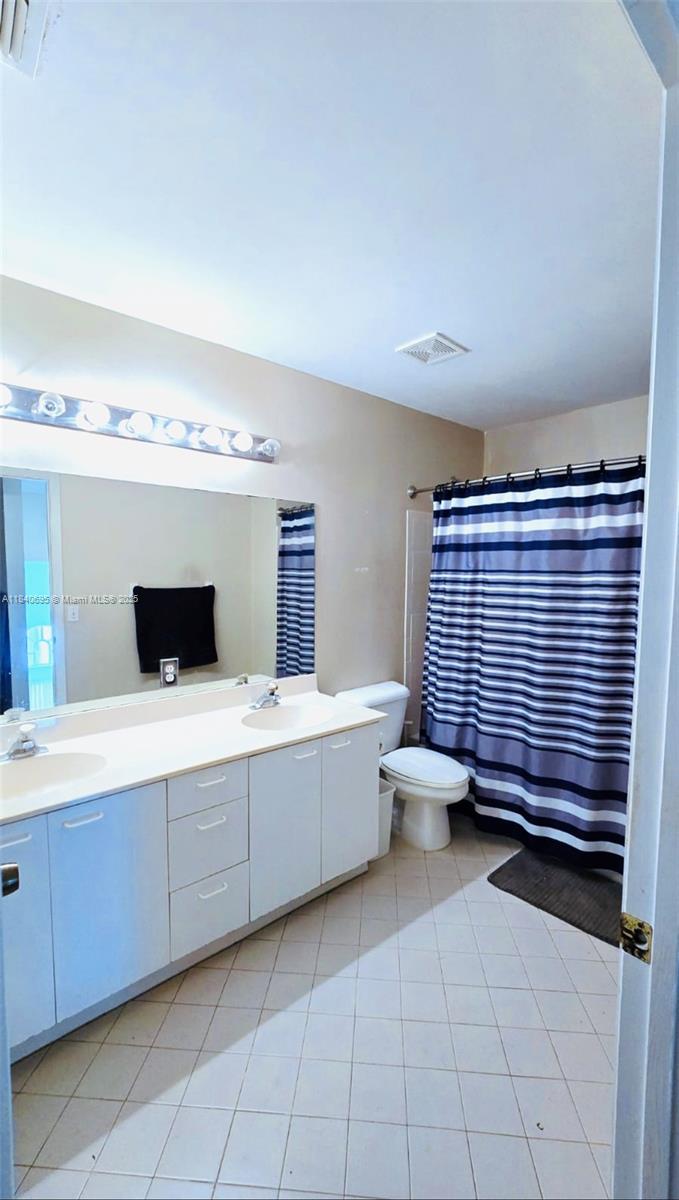 TOWNGATE - Residential