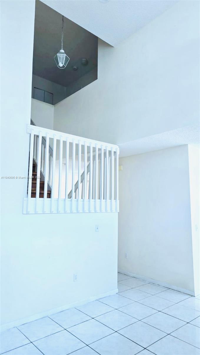 TOWNGATE - Residential