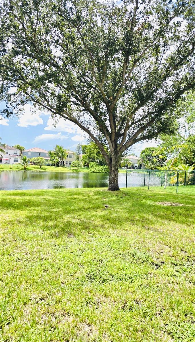 TOWNGATE - Residential