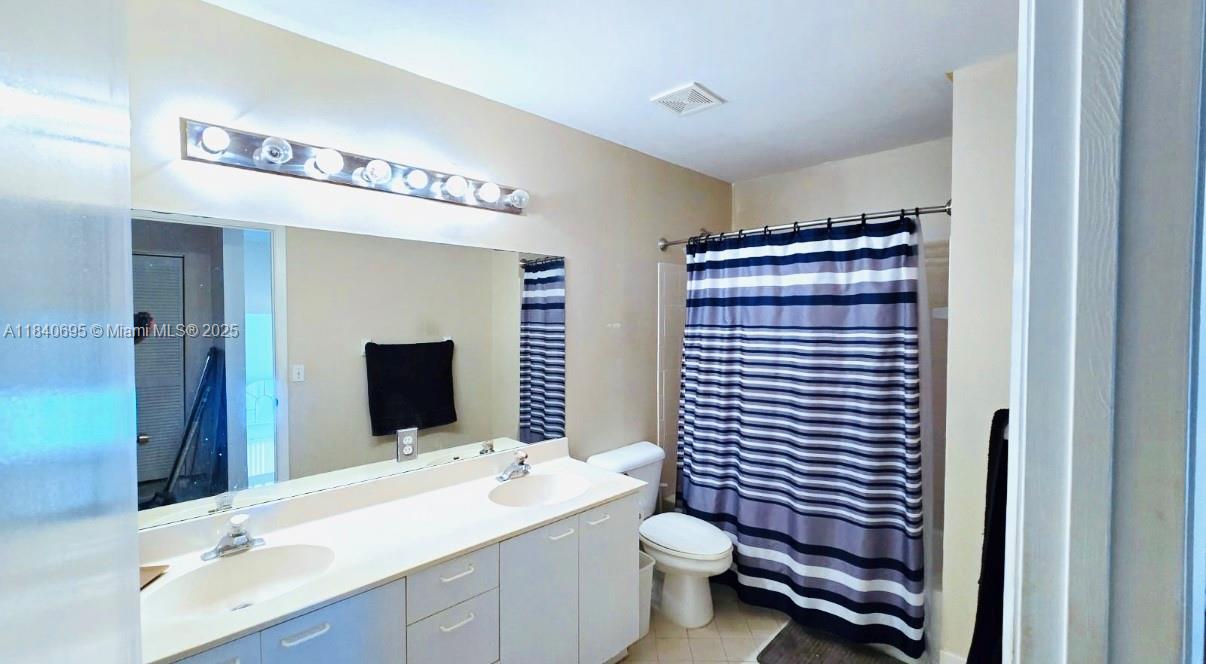 TOWNGATE - Residential