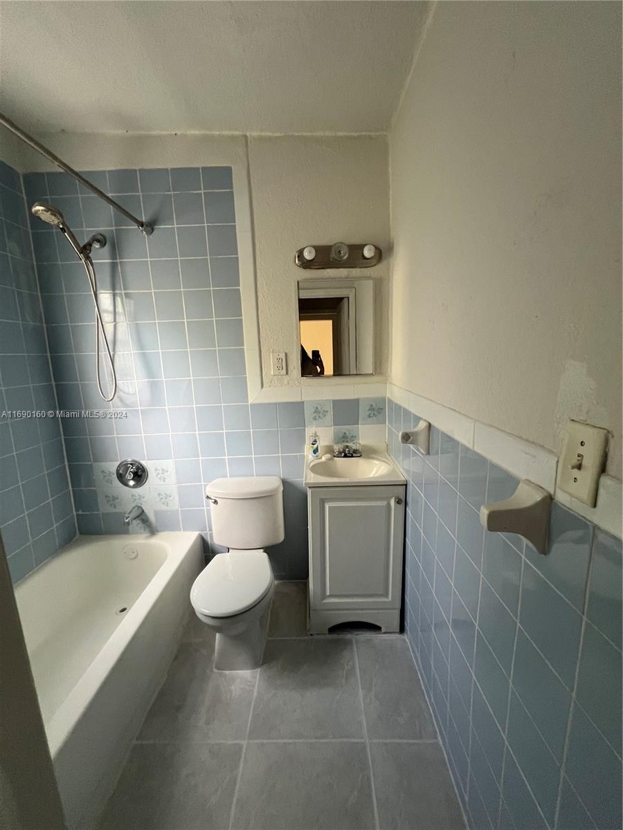 6231 NW 1st Ct 0, Miami, FL, 33150/$3,200 3 6231 NW 1st Ct 0