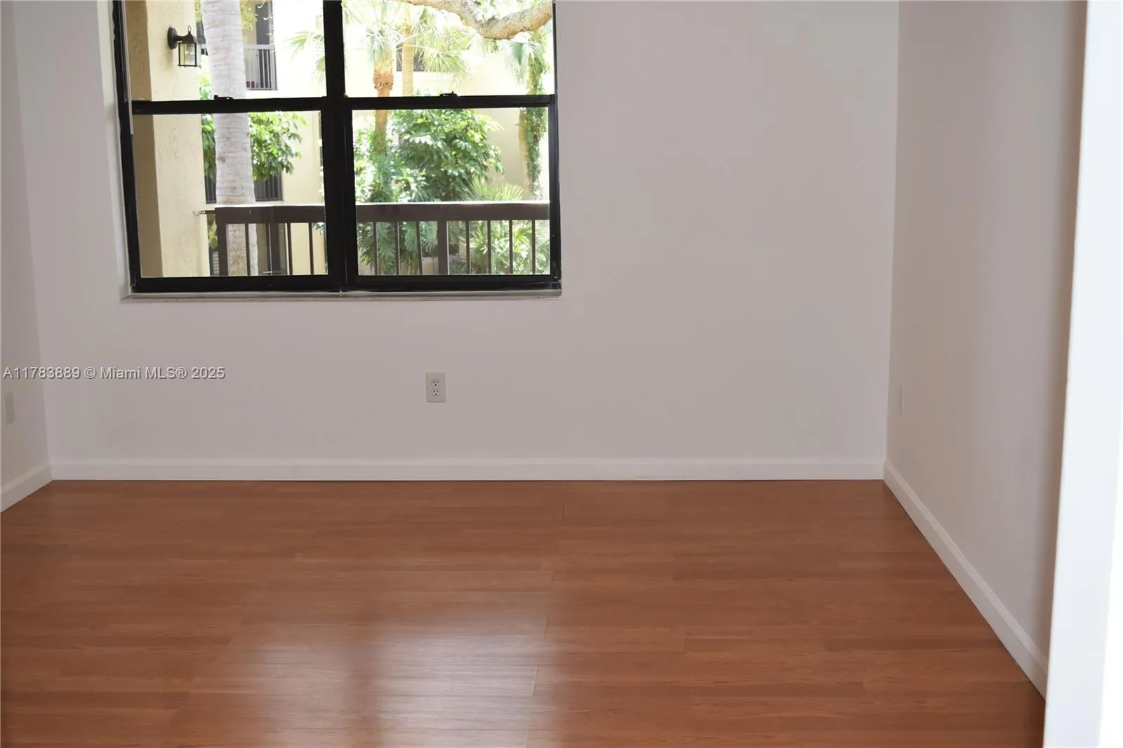Pompano Beach, Florida 33069, United States, 1 Bedroom Bedrooms, ,1 BathroomBathrooms,Residential,Active,110691