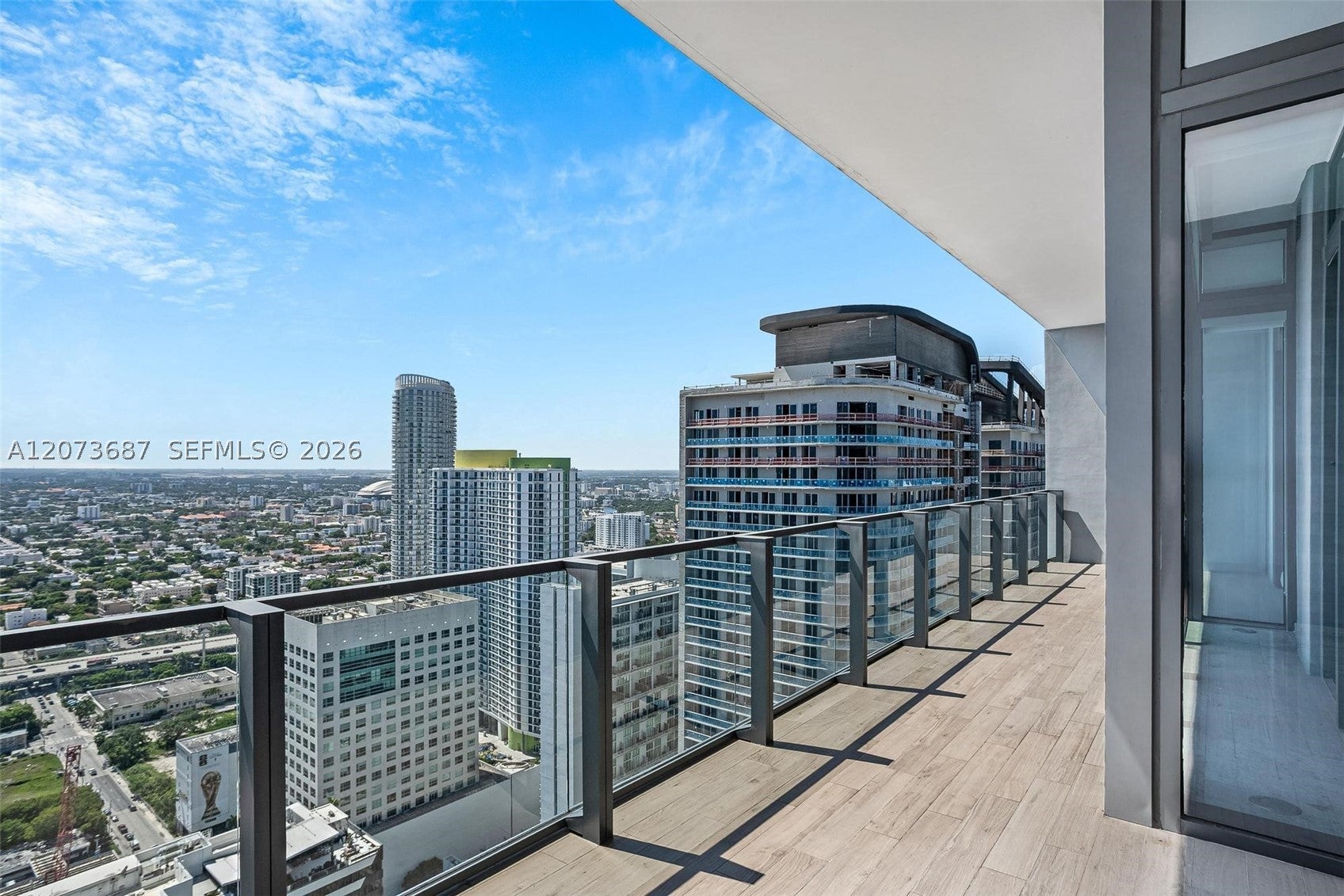 88 SW 7th St 4004