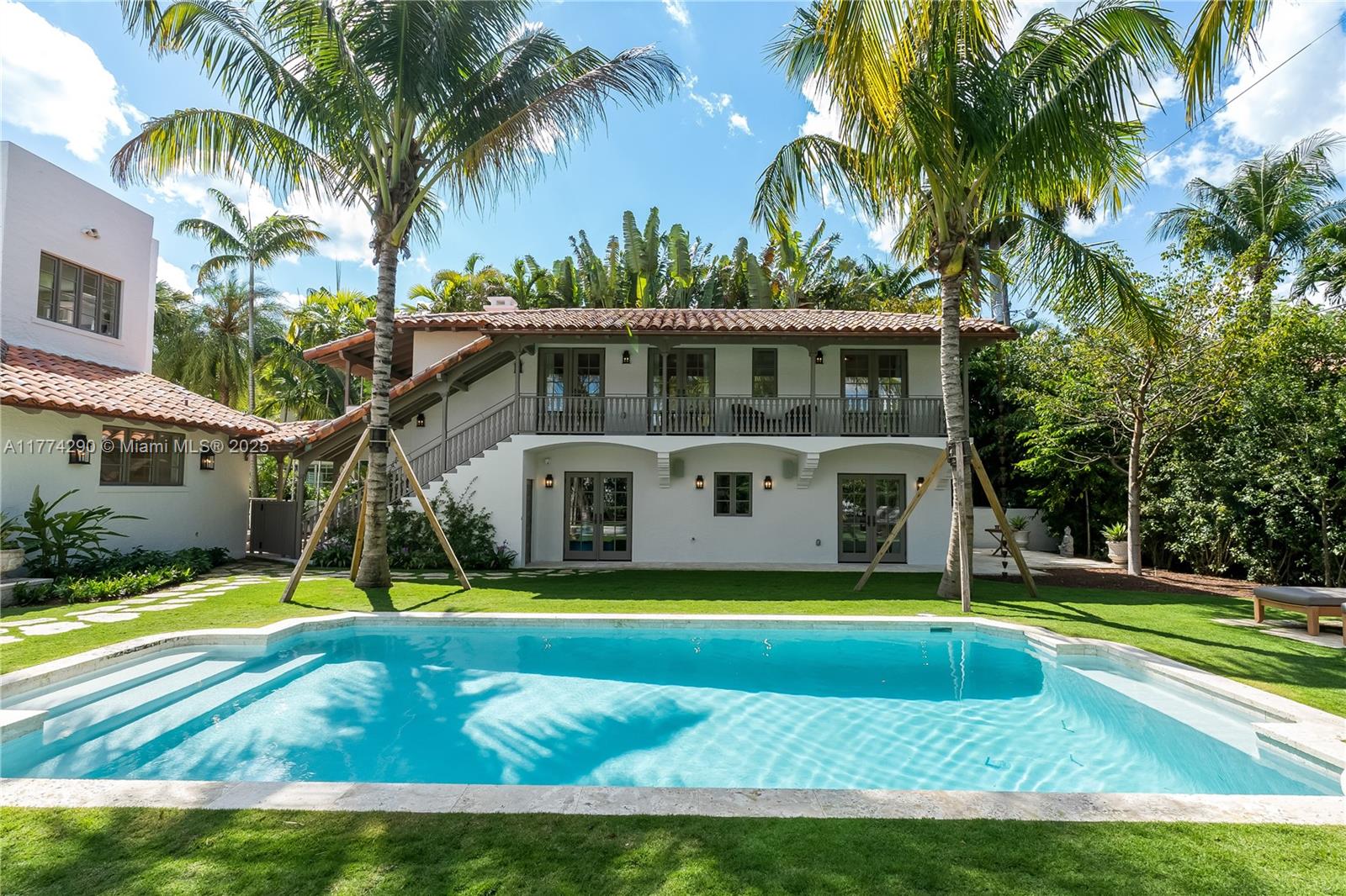 CORAL GABLES SEC E - Residential