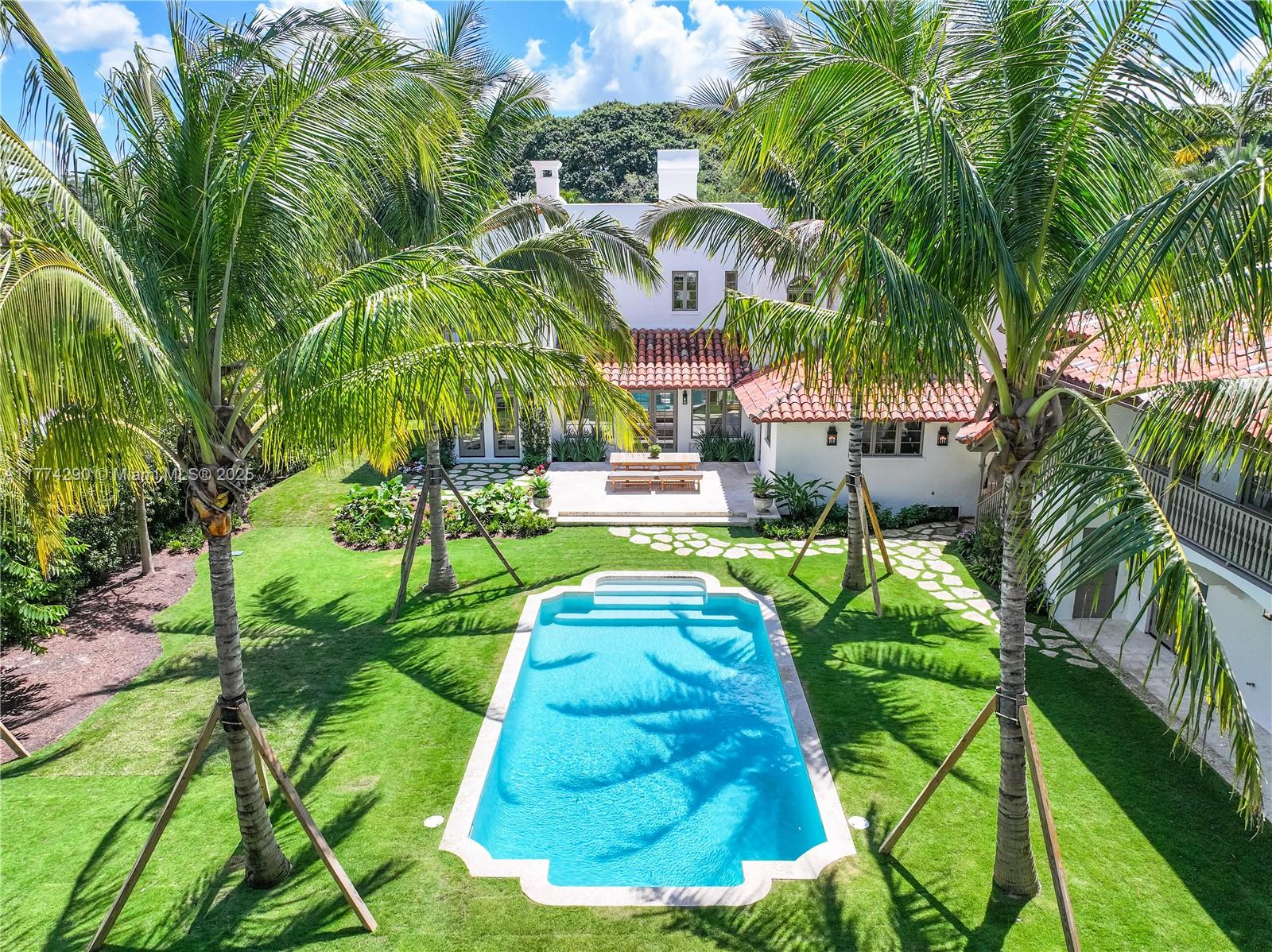 CORAL GABLES SEC E - Residential