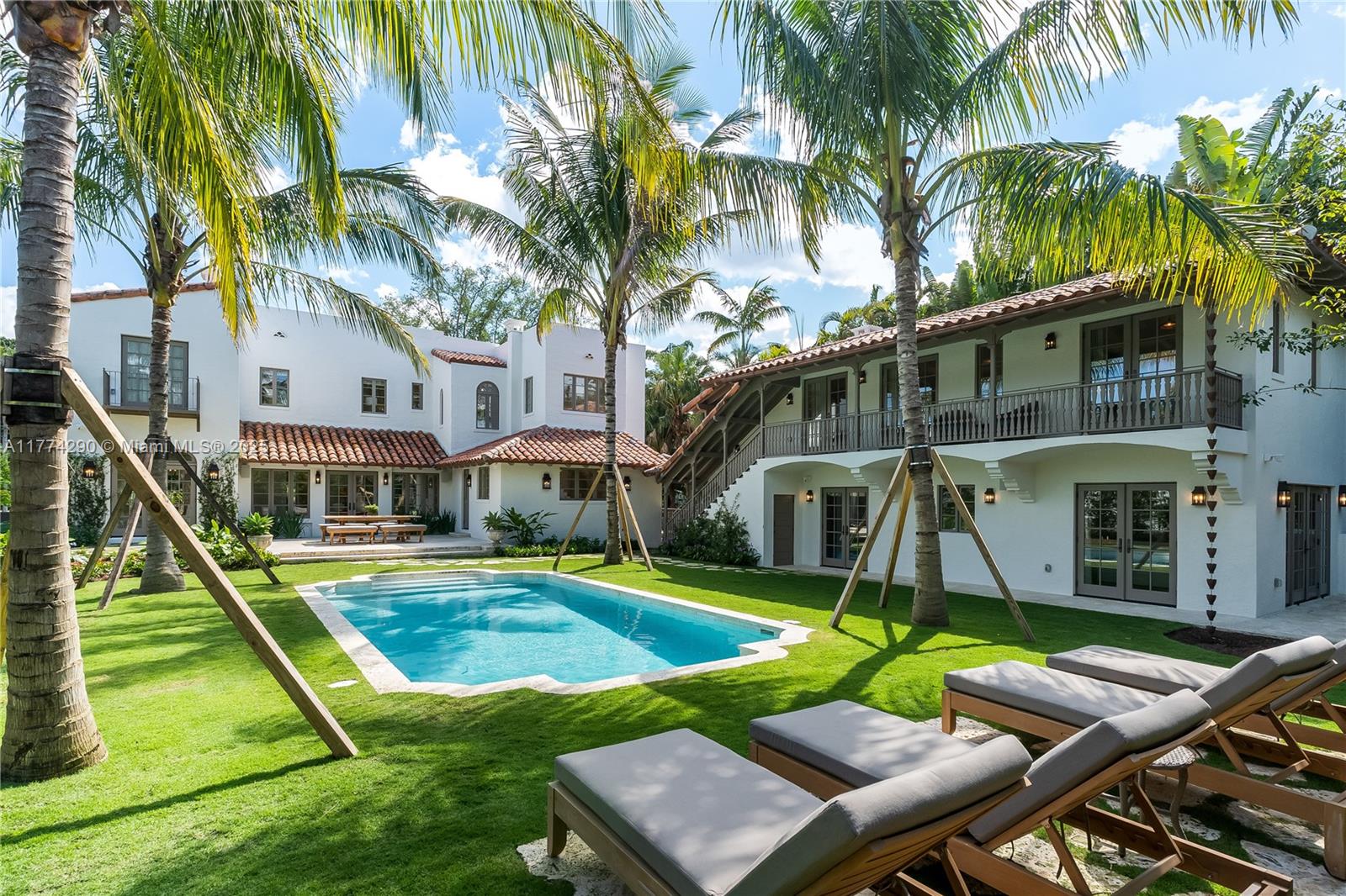 CORAL GABLES SEC E - Residential