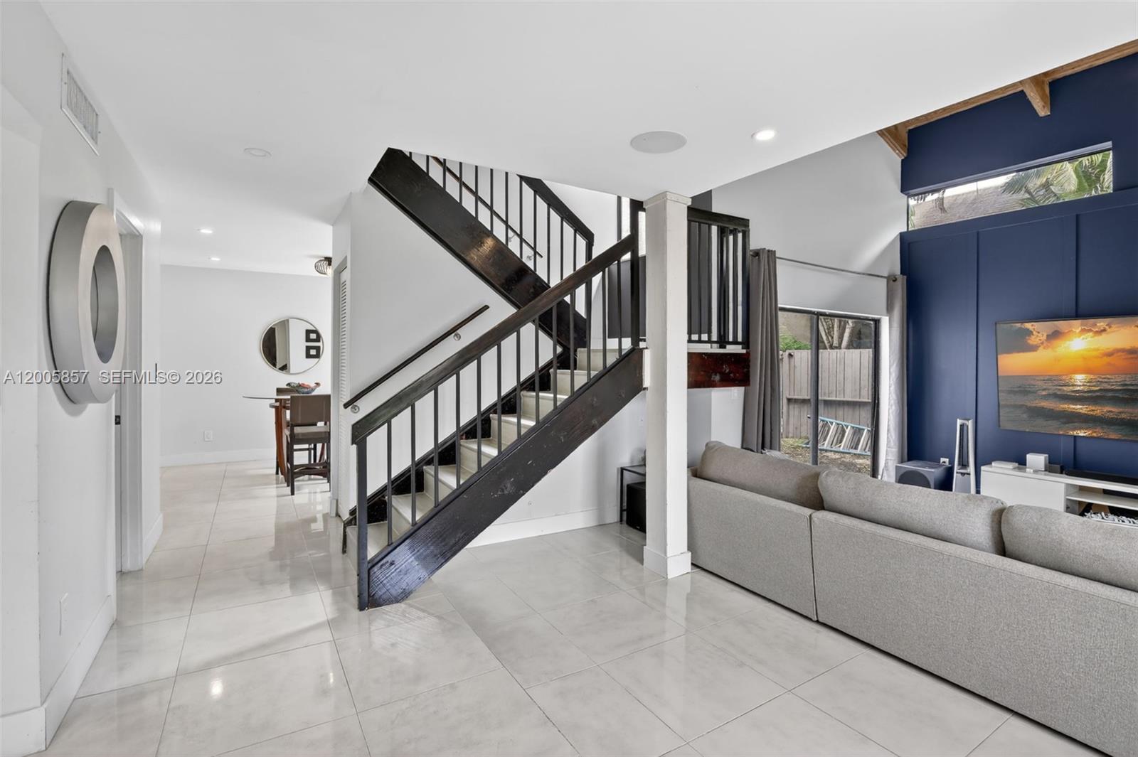 2360 Bayberry Dr 2360