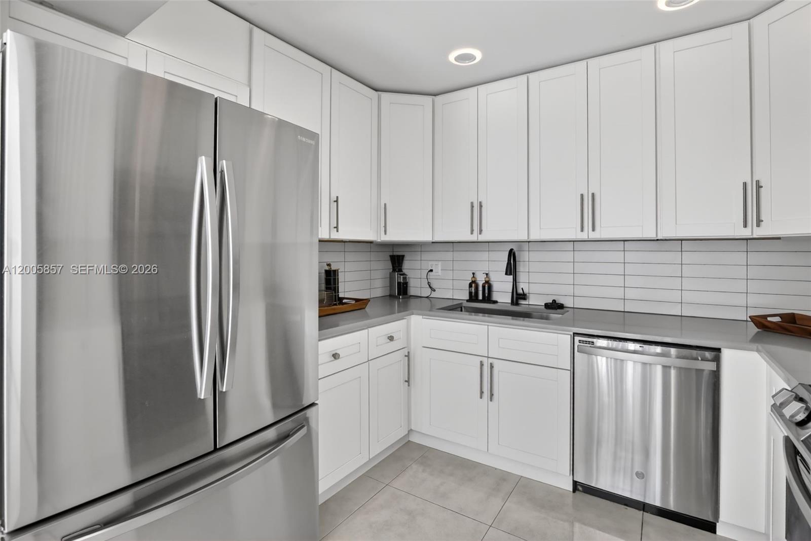 EVERGLADES SUGAR & LAND C - Residential