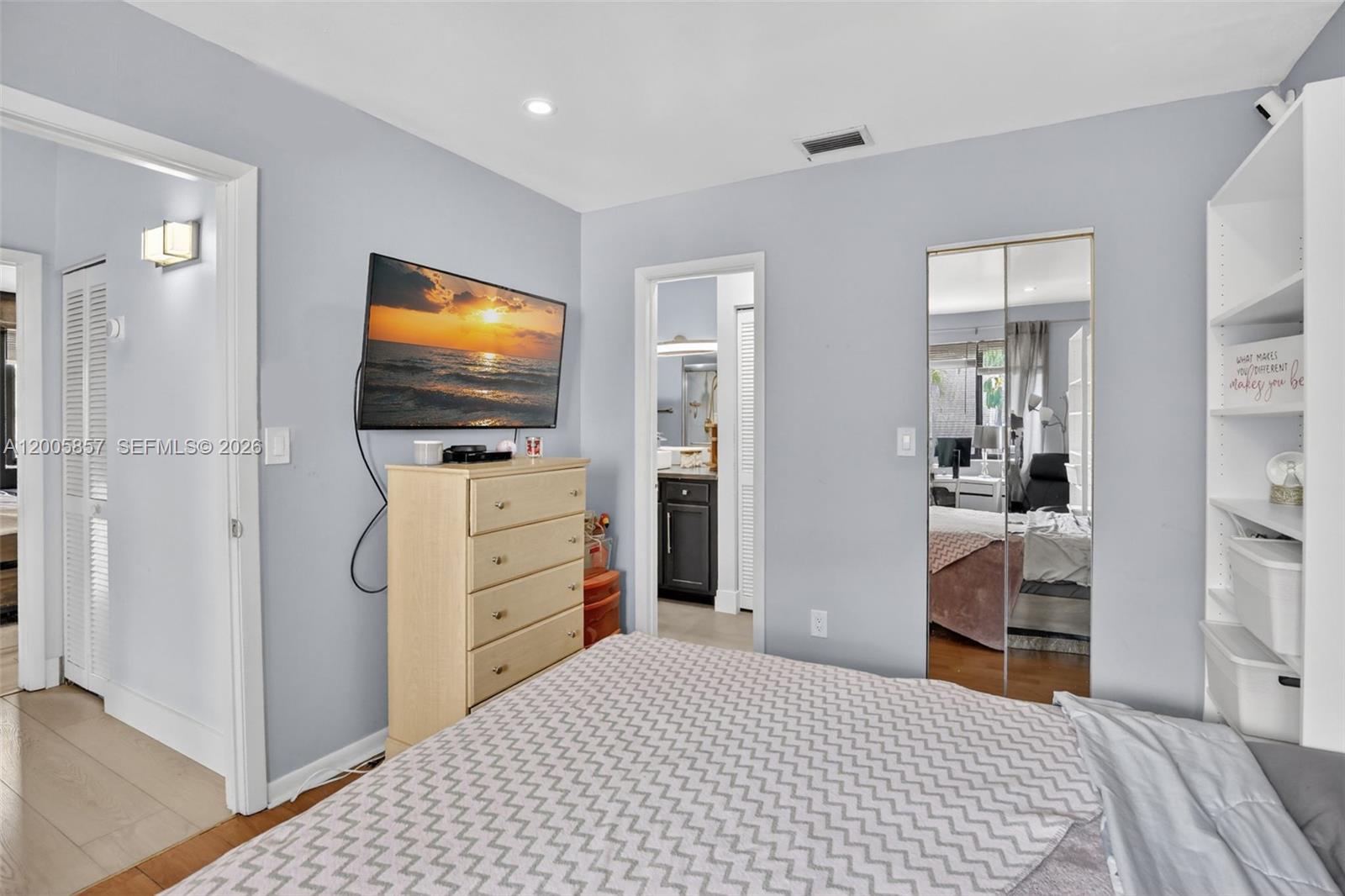 EVERGLADES SUGAR & LAND C - Residential