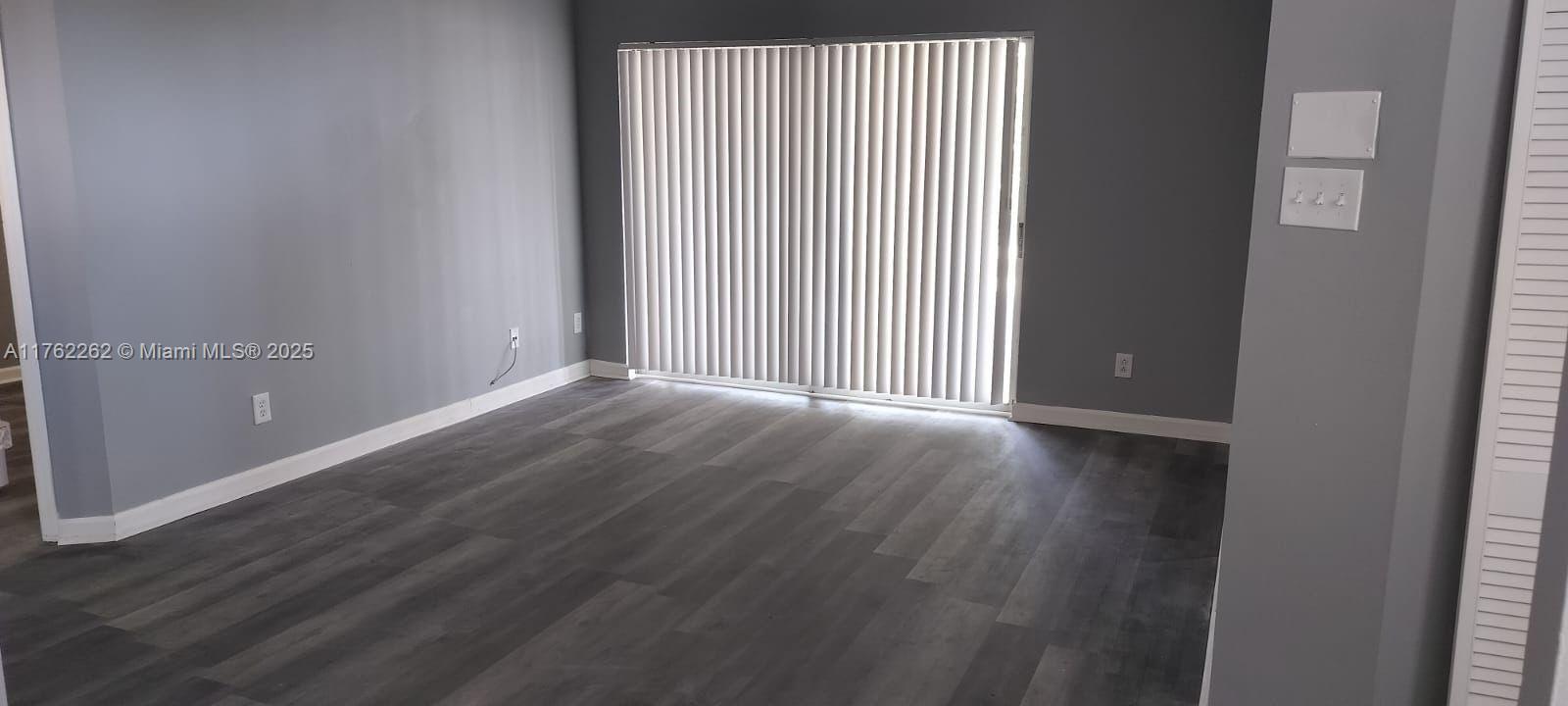 Rental Property at 10410 Sw 157th Ct 208, Miami, Broward County, Florida - Bedrooms: 2 
Bathrooms: 1  - $2,100 MO.