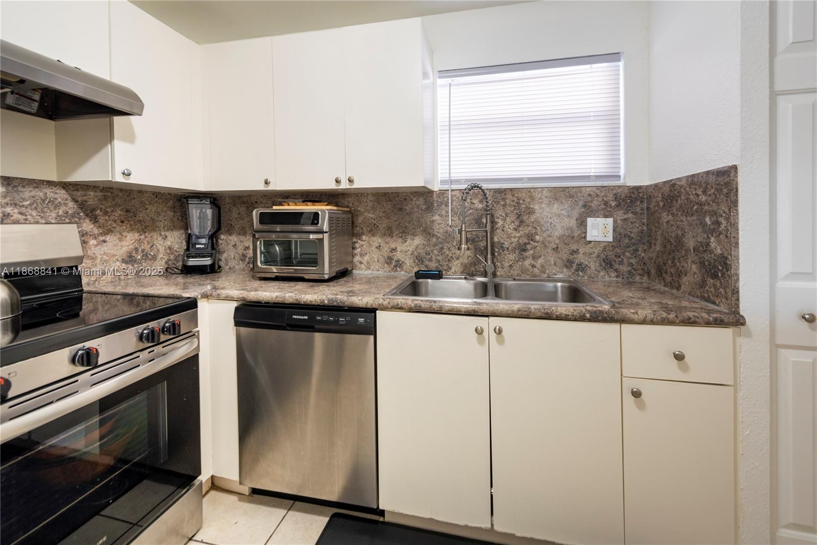 SPRINGCREST CONDO - Residential