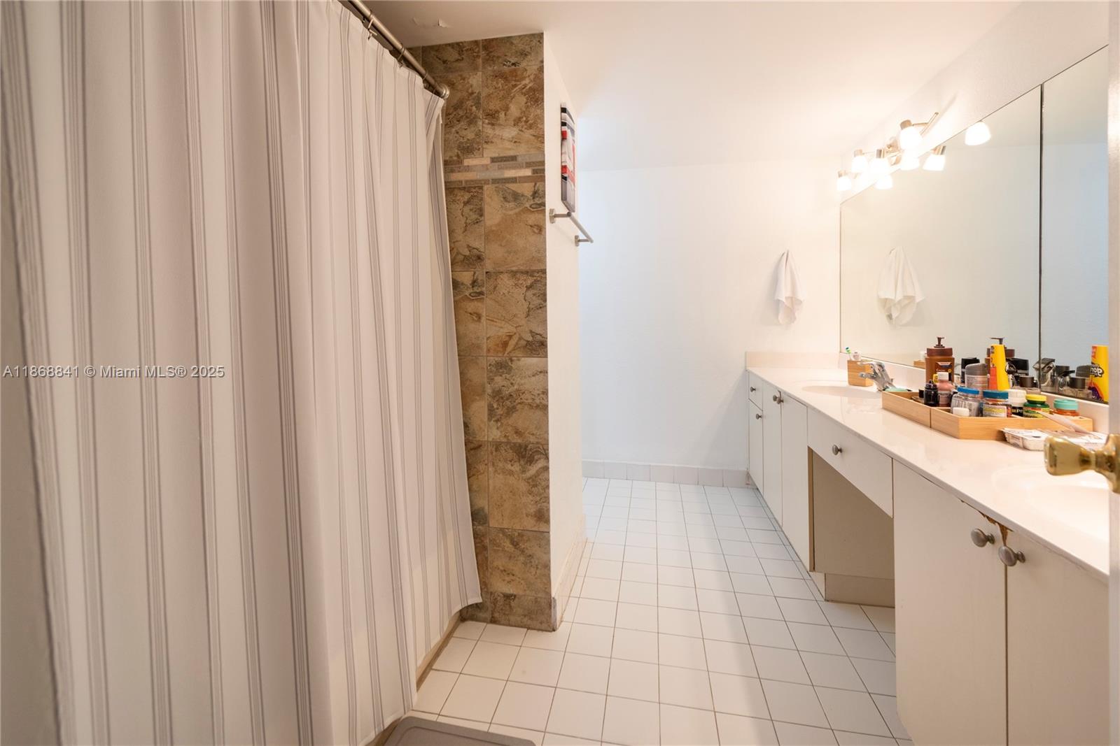 SPRINGCREST CONDO - Residential