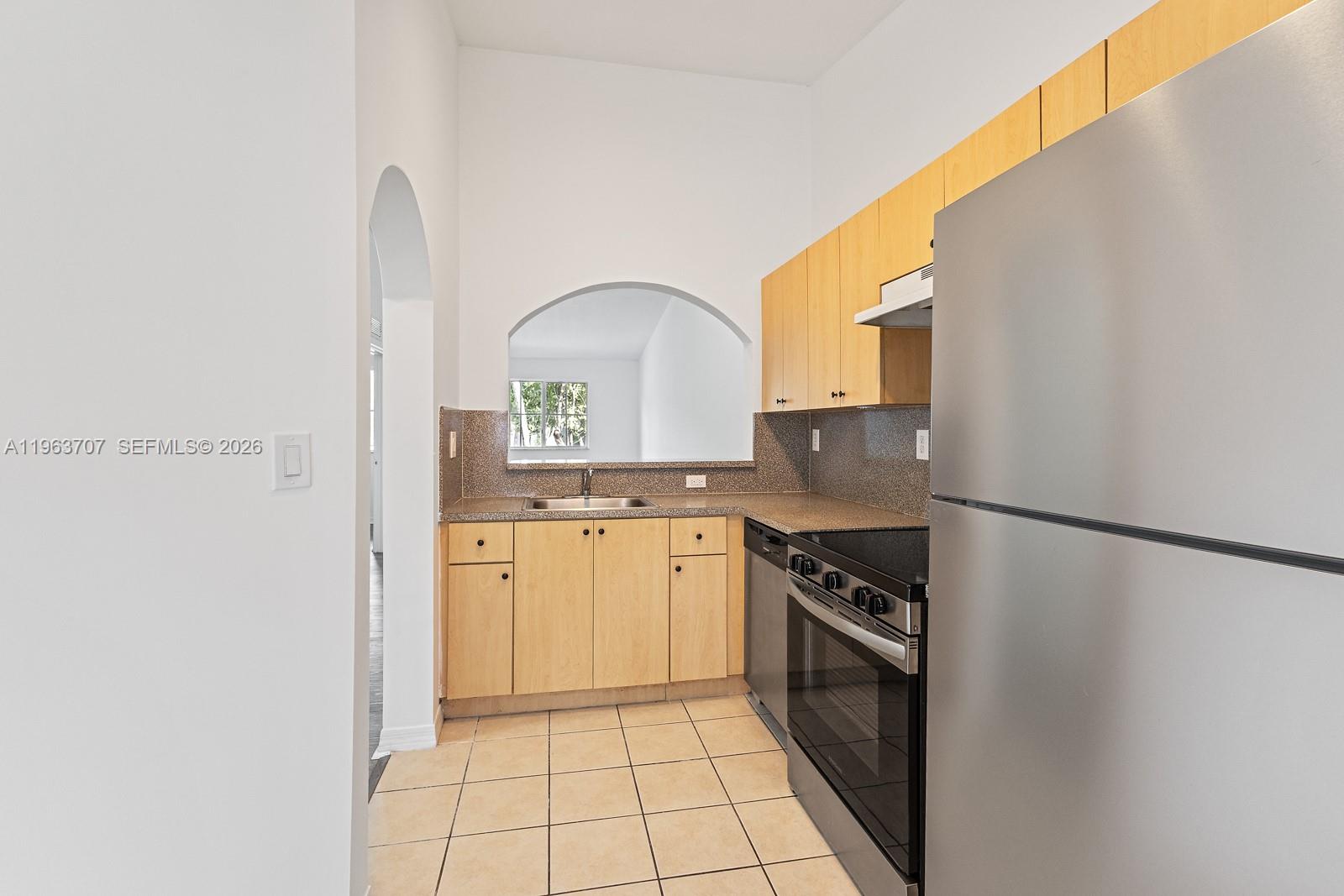 VENETIA GARDENS SOUTH CON - Residential