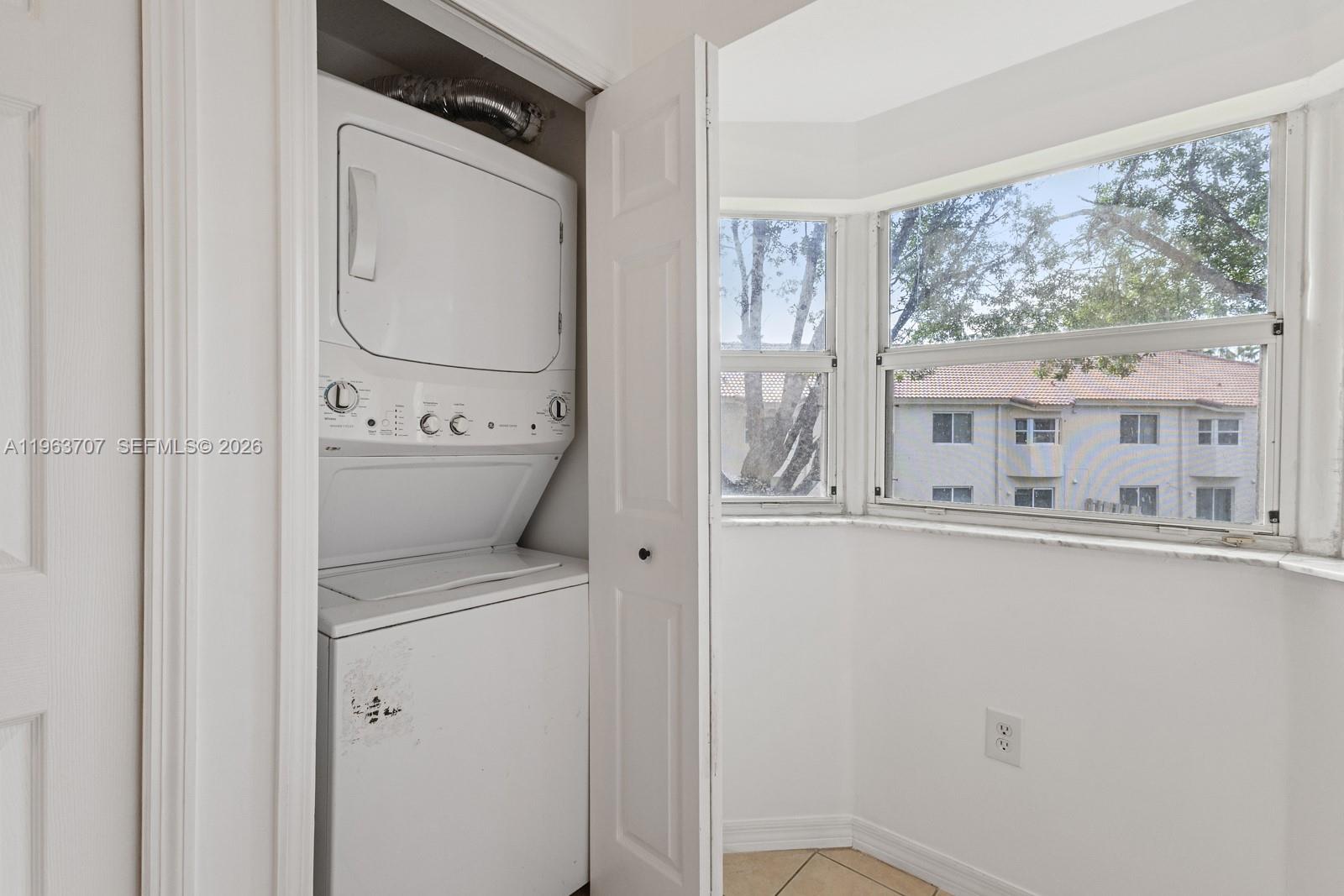 VENETIA GARDENS SOUTH CON - Residential