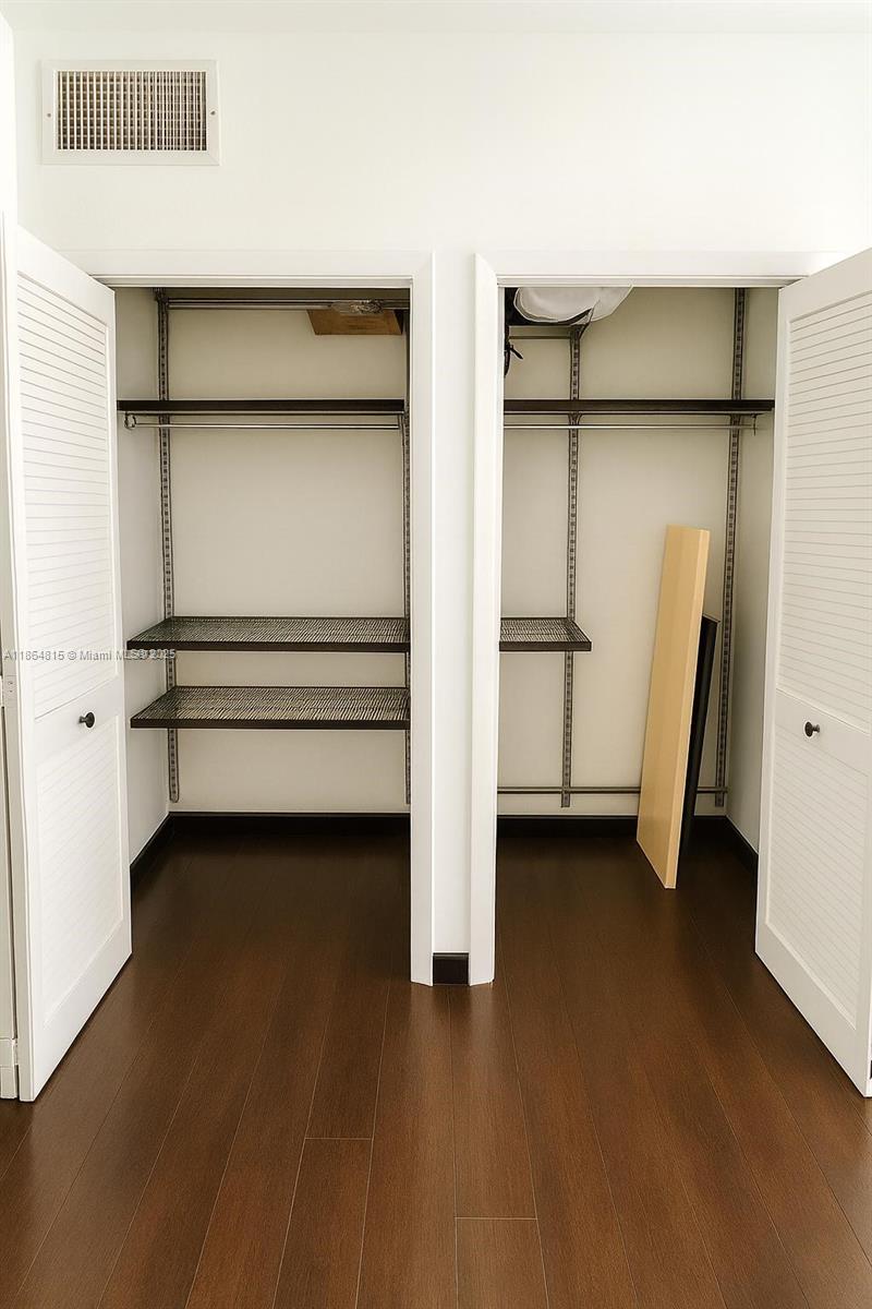 ARTECITY GOVERNOR CONDO - Residential