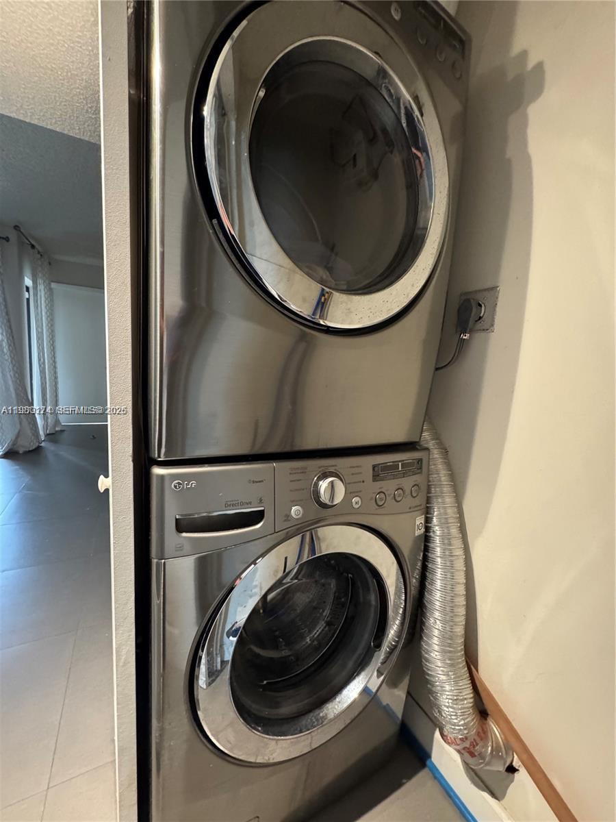 PIERPOINTE EAST CONDO ONE - Residential