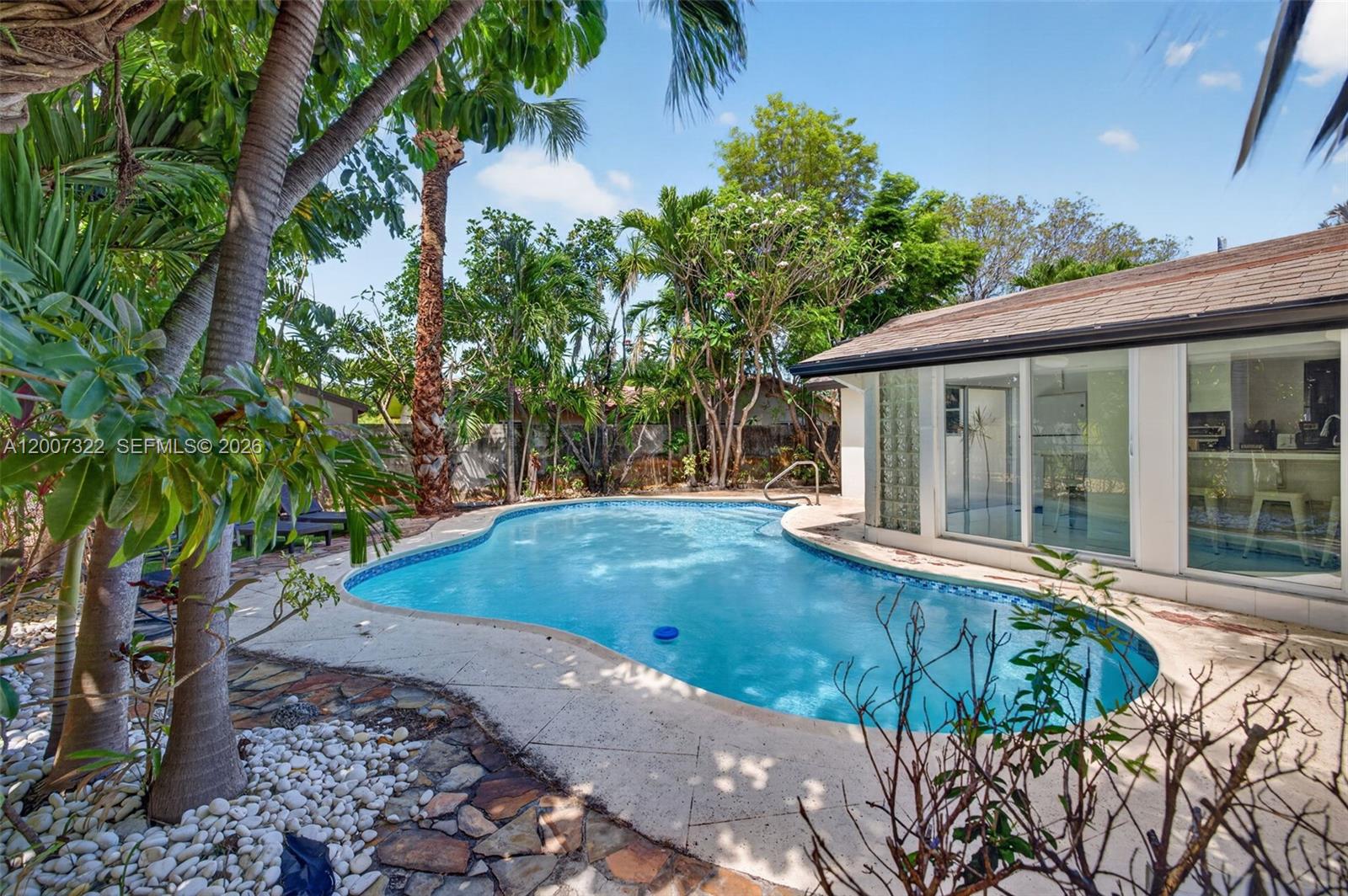 KNOLL RIDGE - Residential