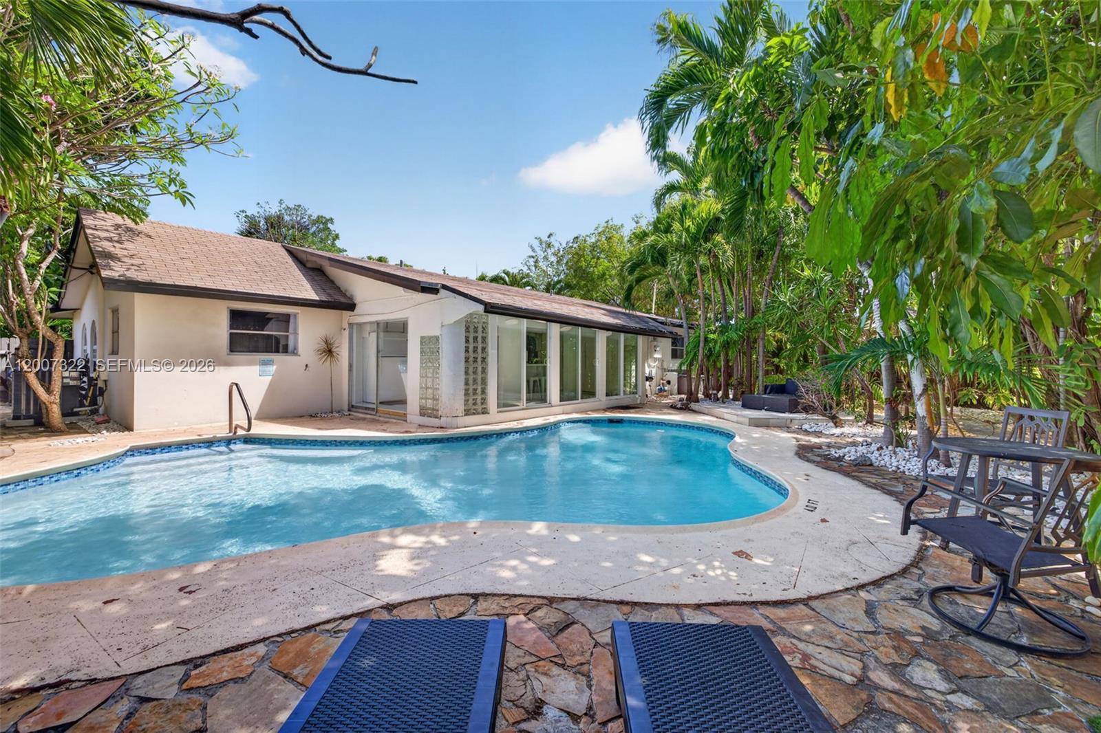 KNOLL RIDGE - Residential