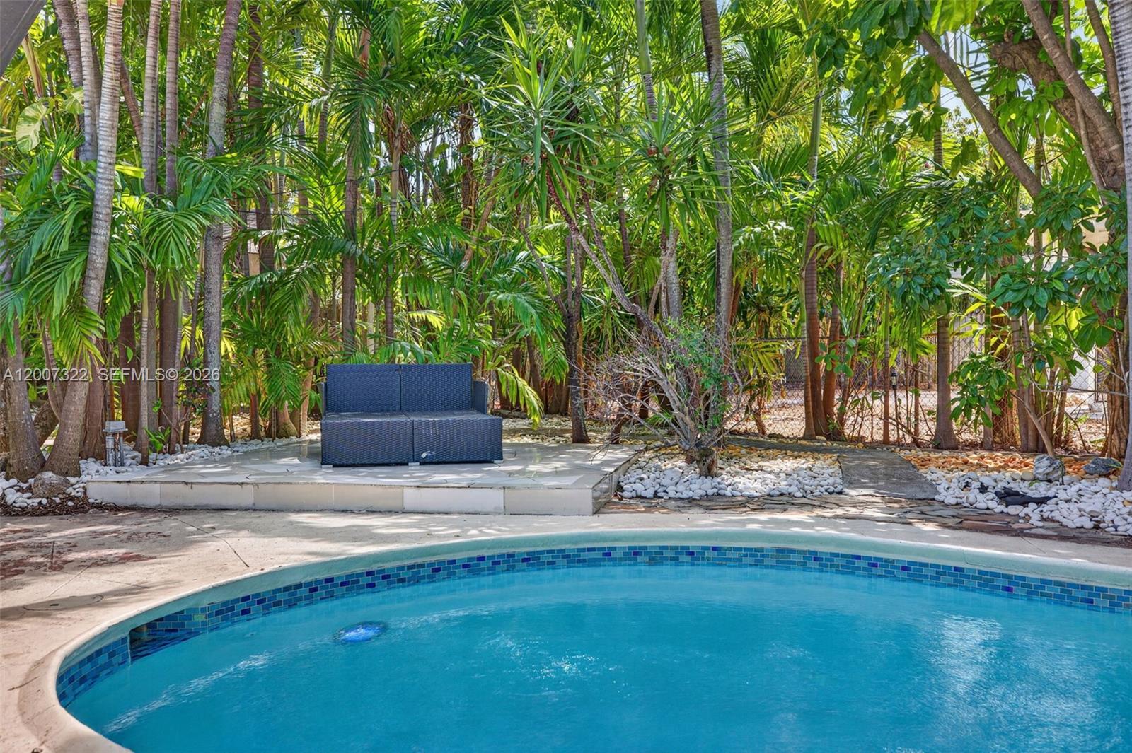 KNOLL RIDGE - Residential