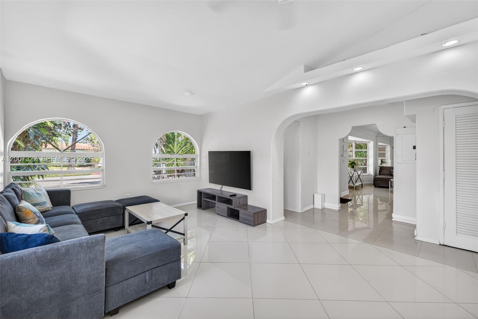 KNOLL RIDGE - Residential