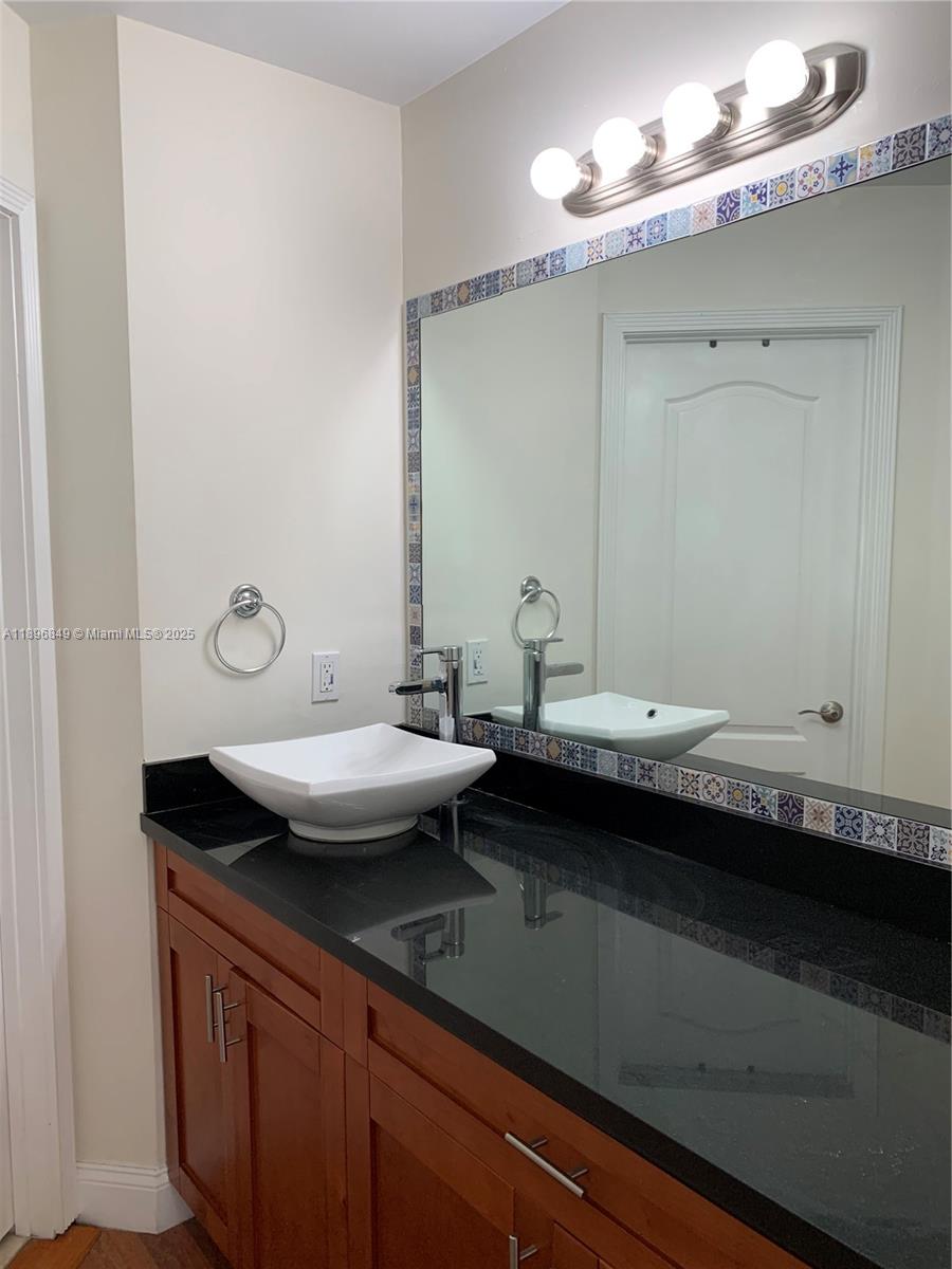 REVISED PLAT OF HILLCREST - Residential Lease