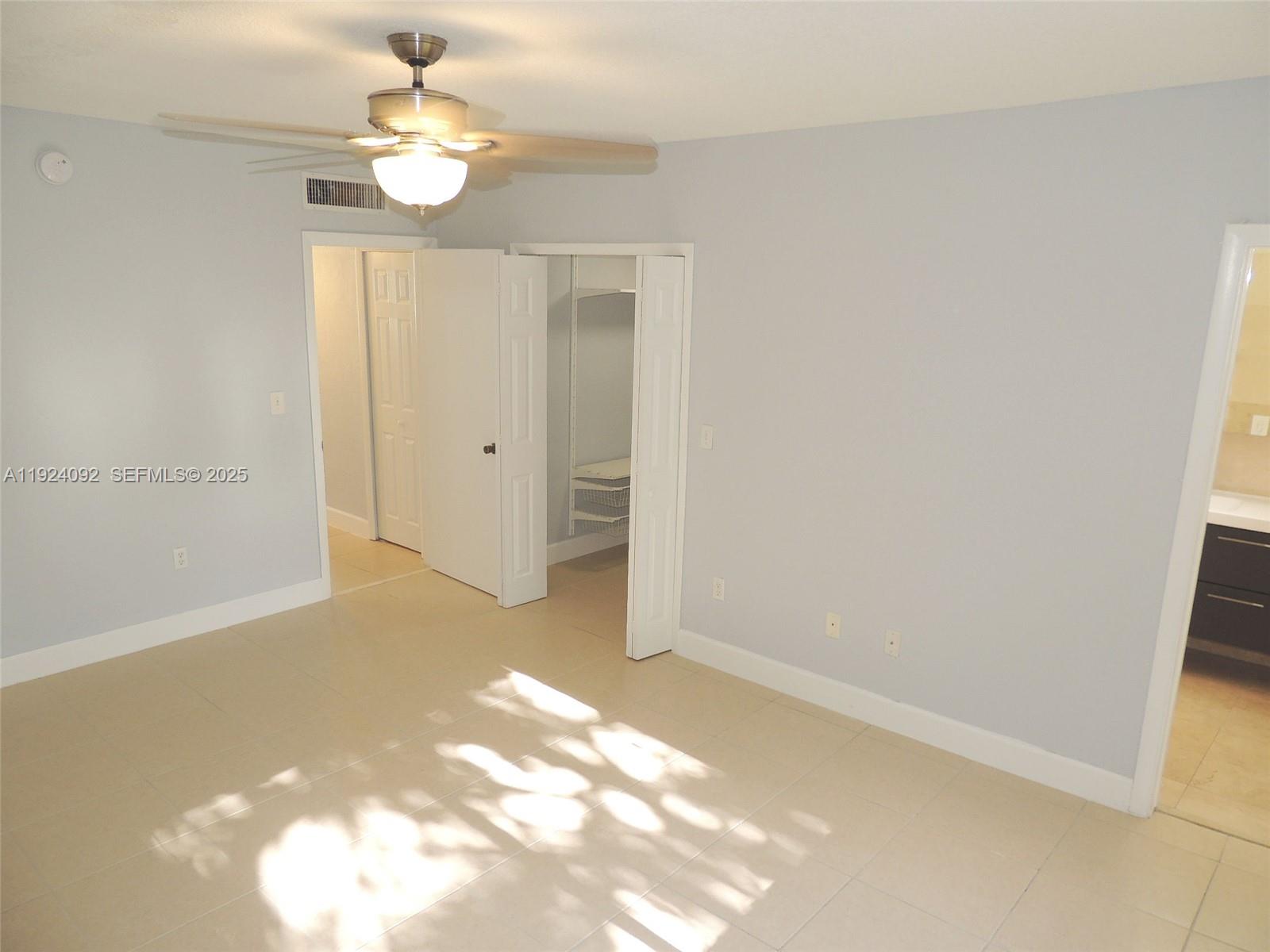 EVENING STAR CONDO - Residential Lease