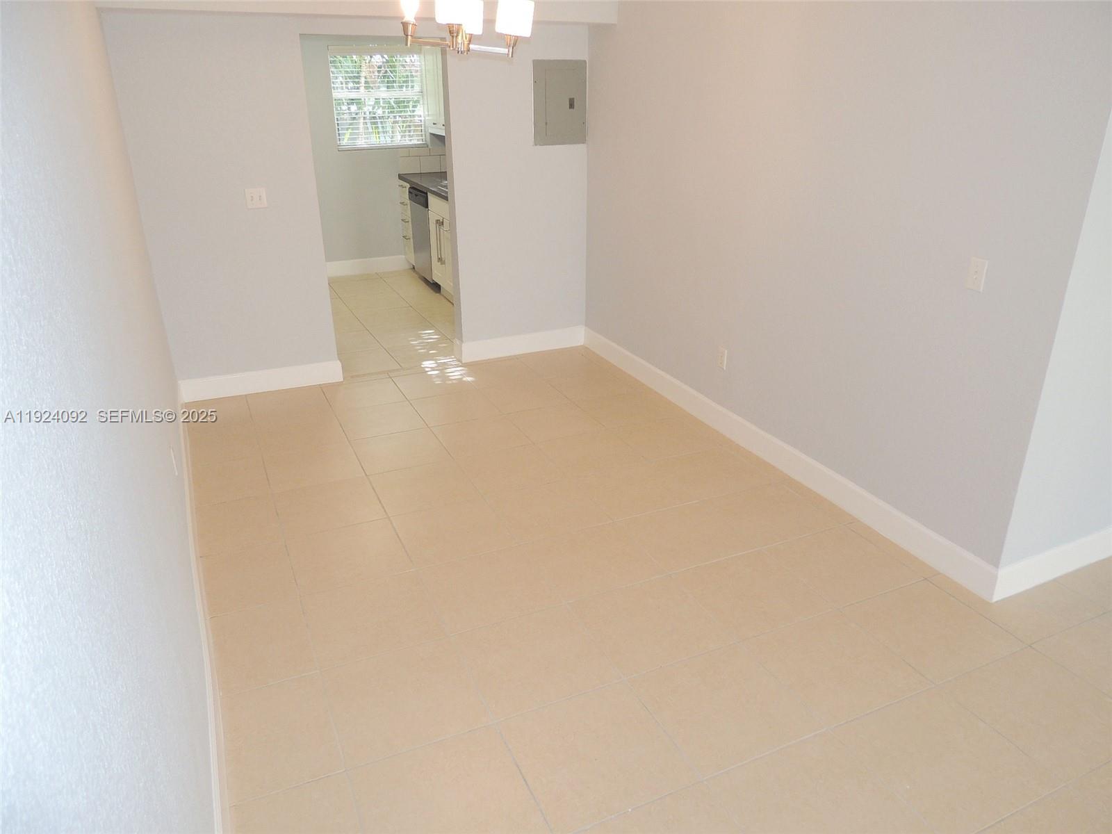 EVENING STAR CONDO - Residential Lease