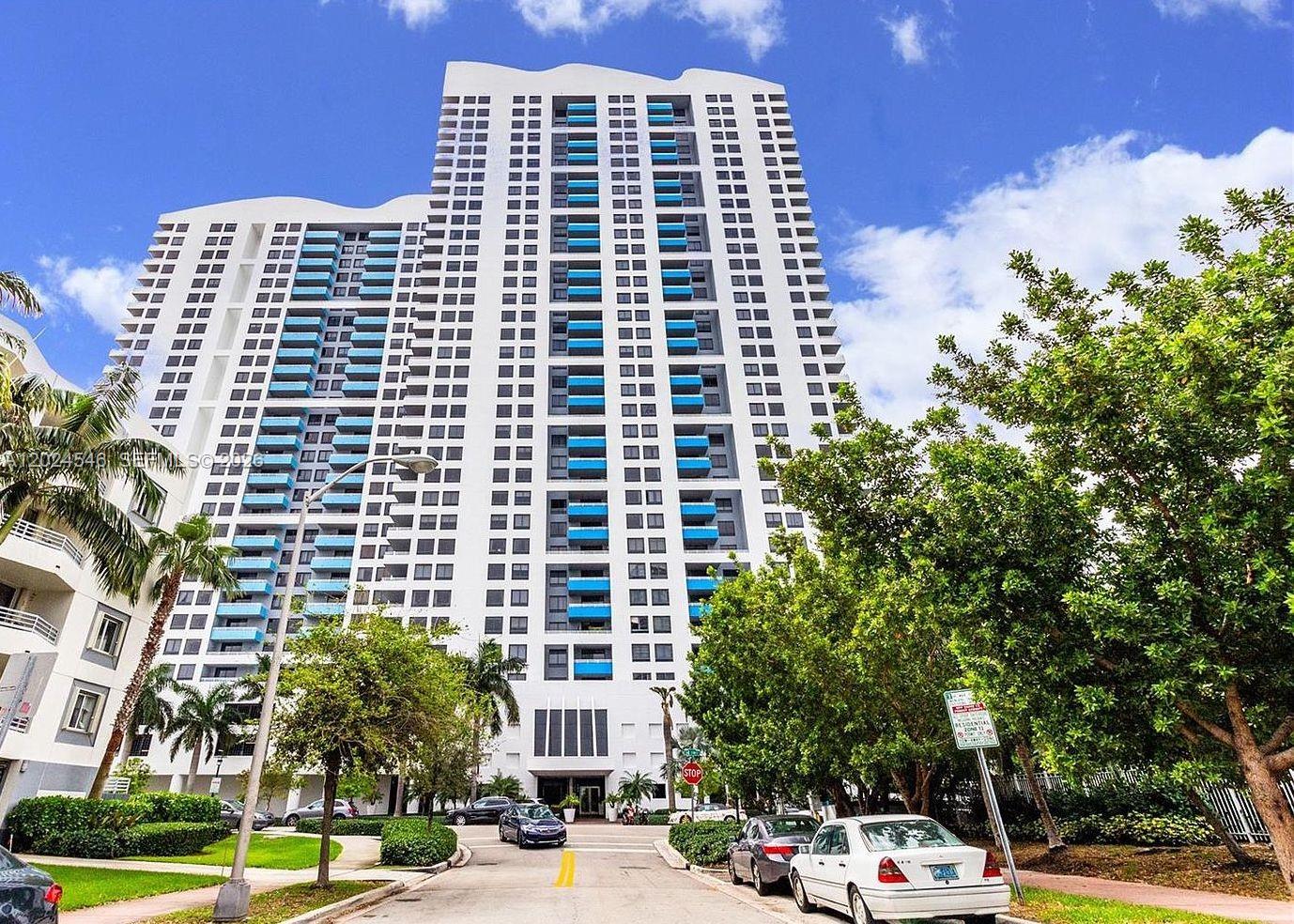 THE WAVERLY AT SOUTH BEAC - Residential Lease