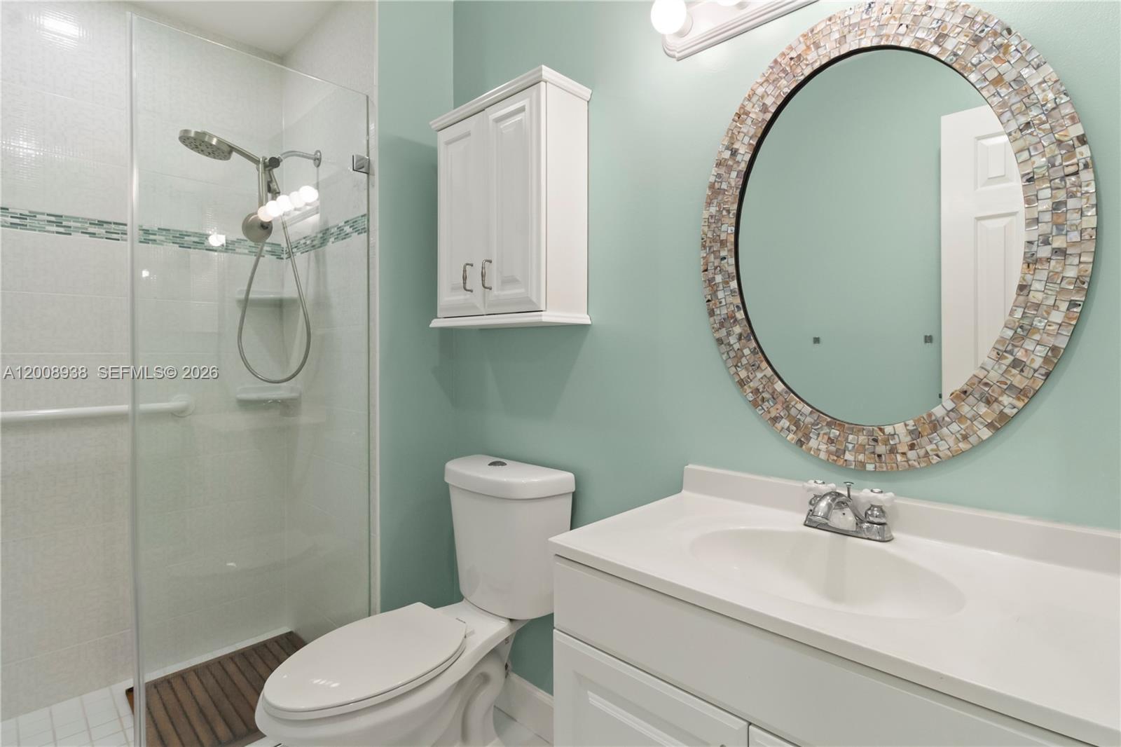 BEACHCOMBER CONDO - Residential