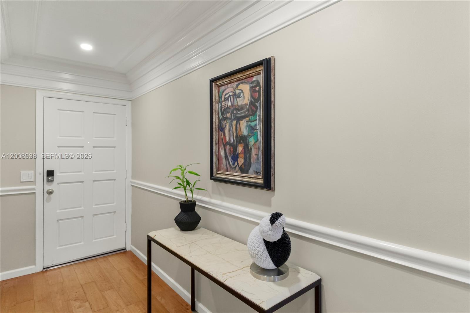 BEACHCOMBER CONDO - Residential