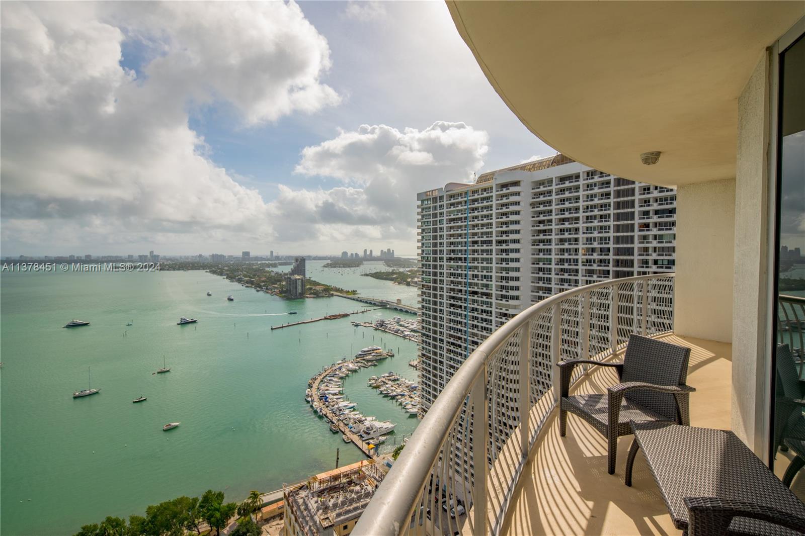 1750 N Bayshore Dr 3201