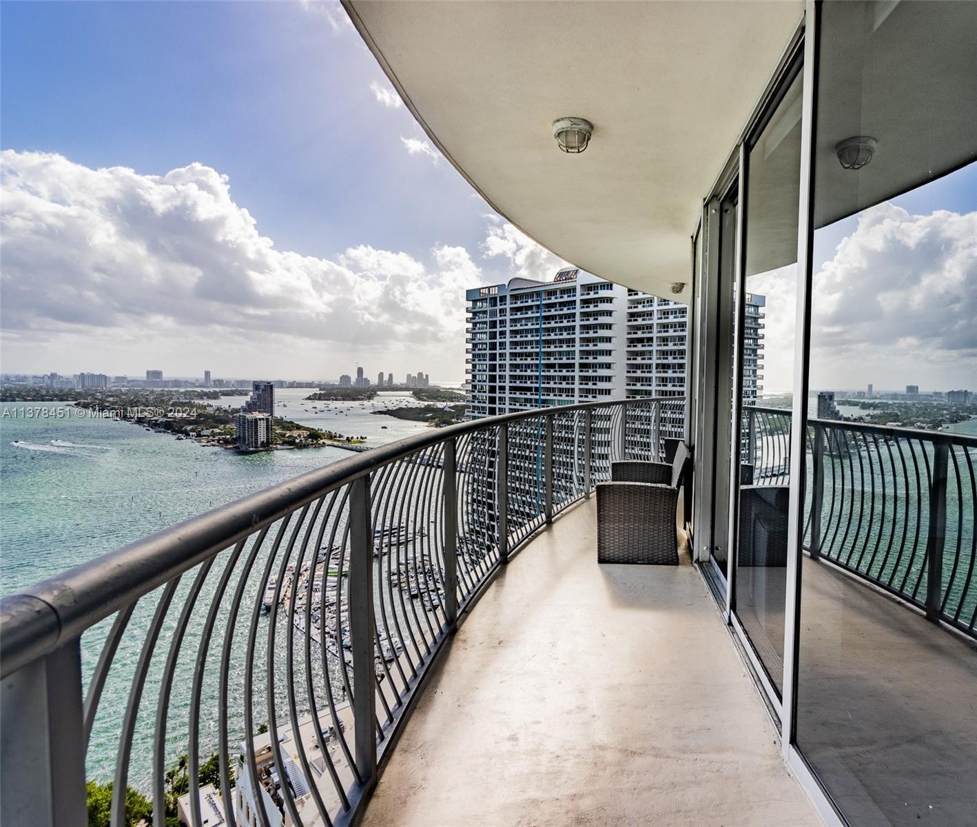 1750 N Bayshore Dr 3201