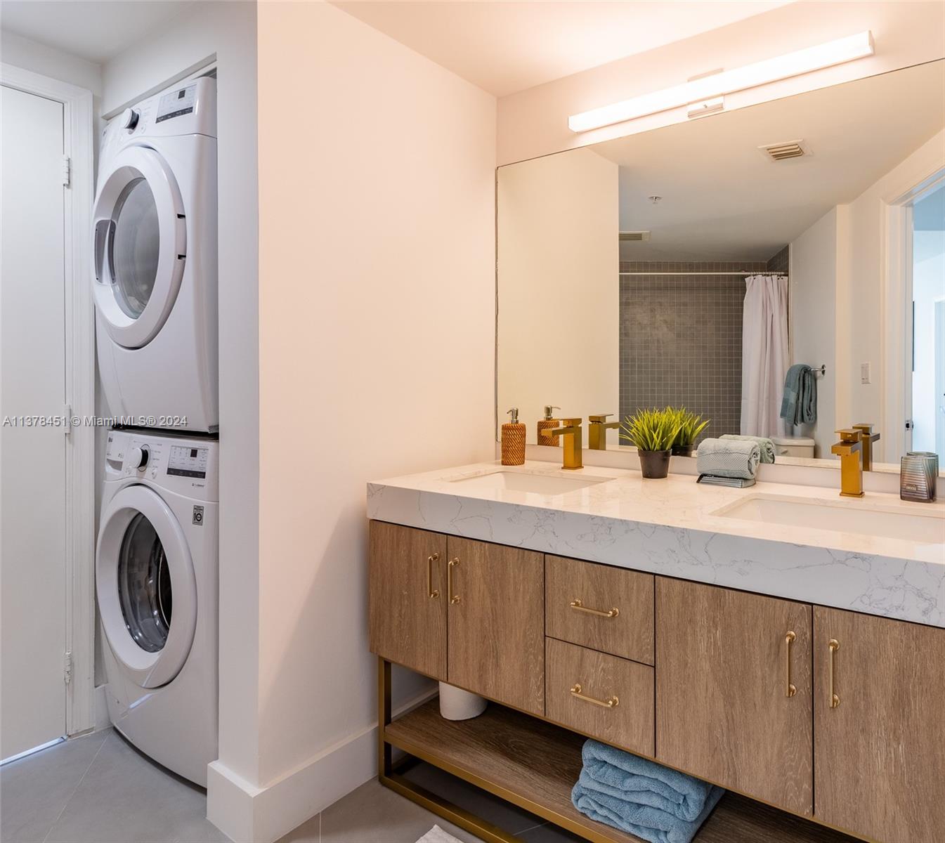 OPERA TOWER CONDO - Residential Lease