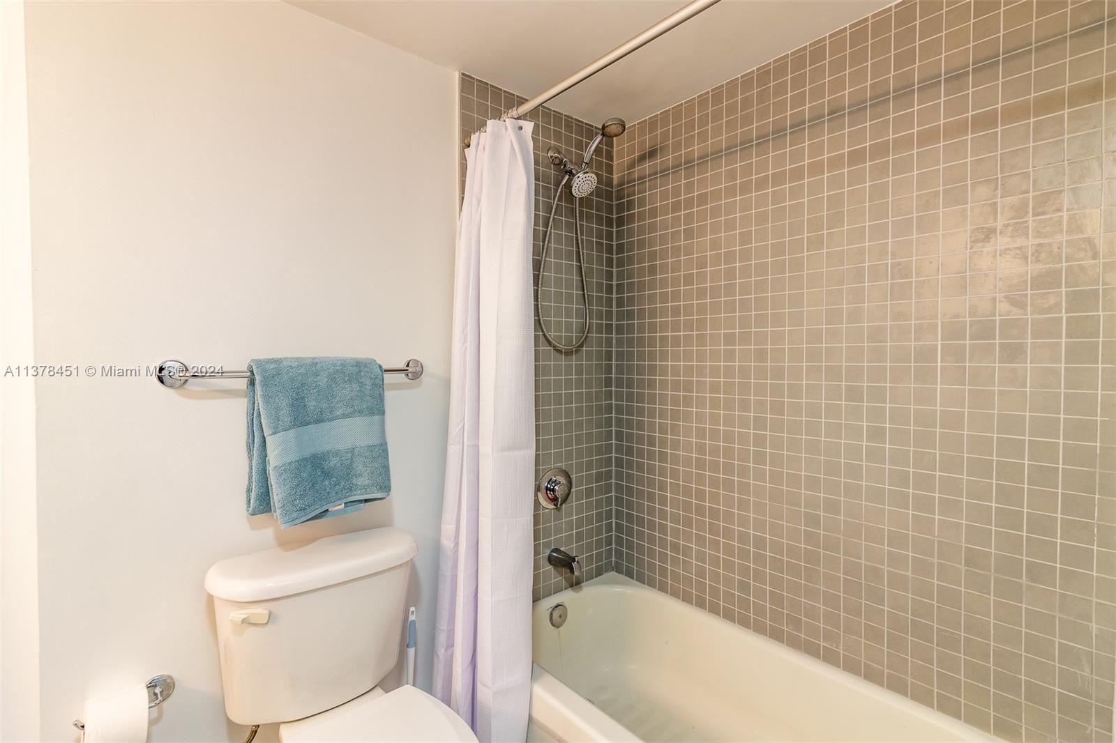 OPERA TOWER CONDO - Residential Lease