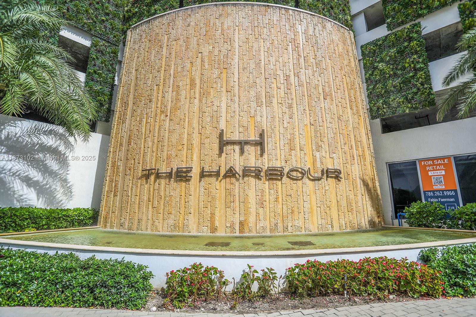 THE HARBOUR NORTH CONDO - Residential