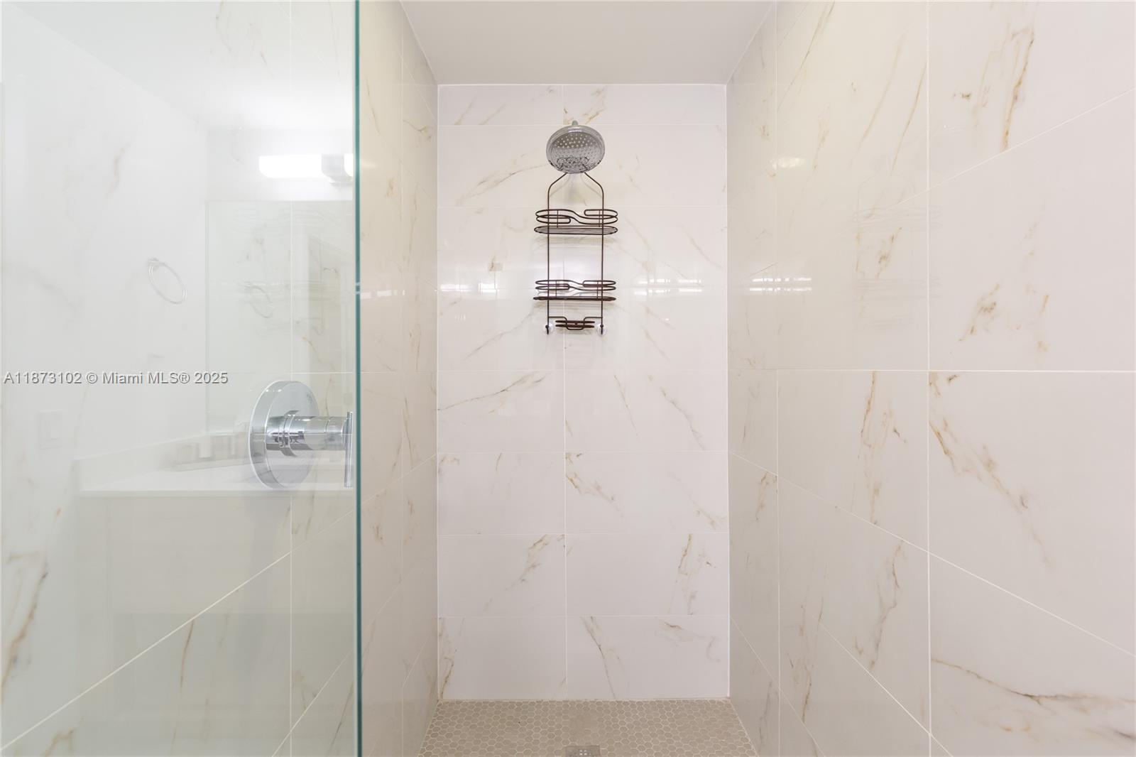 THE HARBOUR NORTH CONDO - Residential