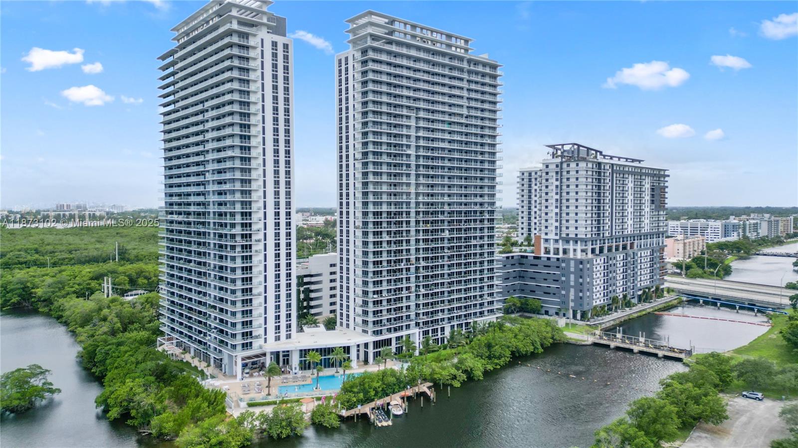 16385 Biscayne Blvd 1007
