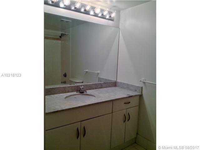 THE CLUB AT BRICKELL BAY - Residential Lease