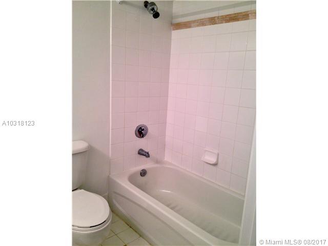 THE CLUB AT BRICKELL BAY - Residential Lease