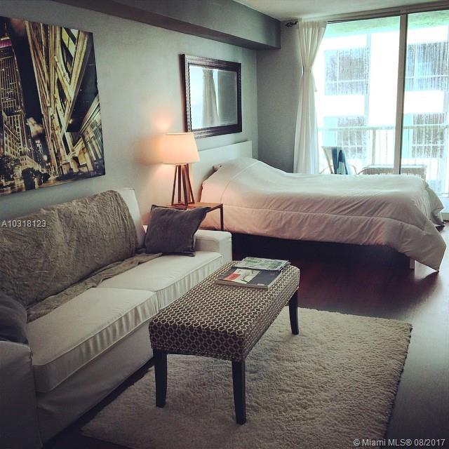 THE CLUB AT BRICKELL BAY - Residential Lease