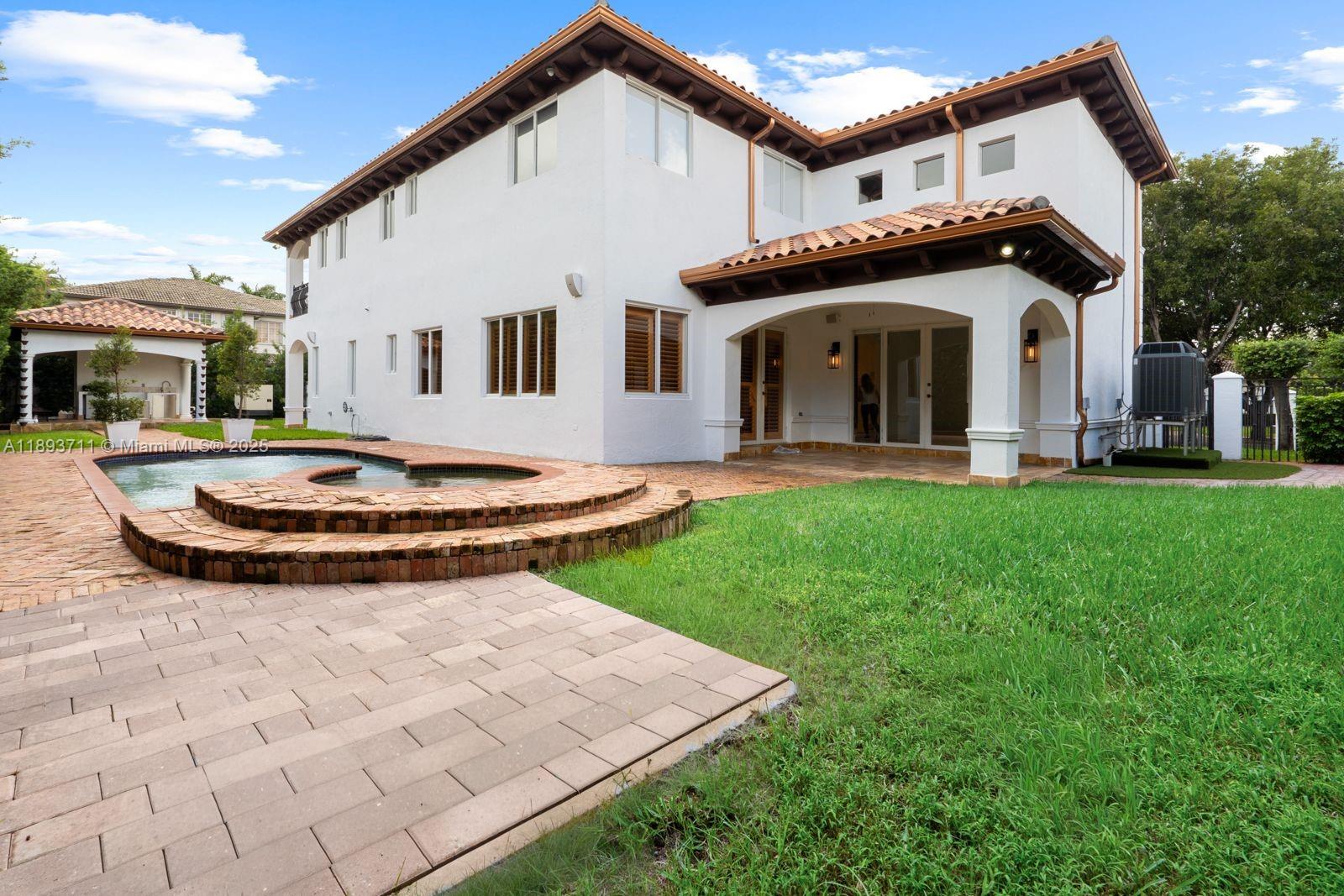 FRANCESCA - Residential