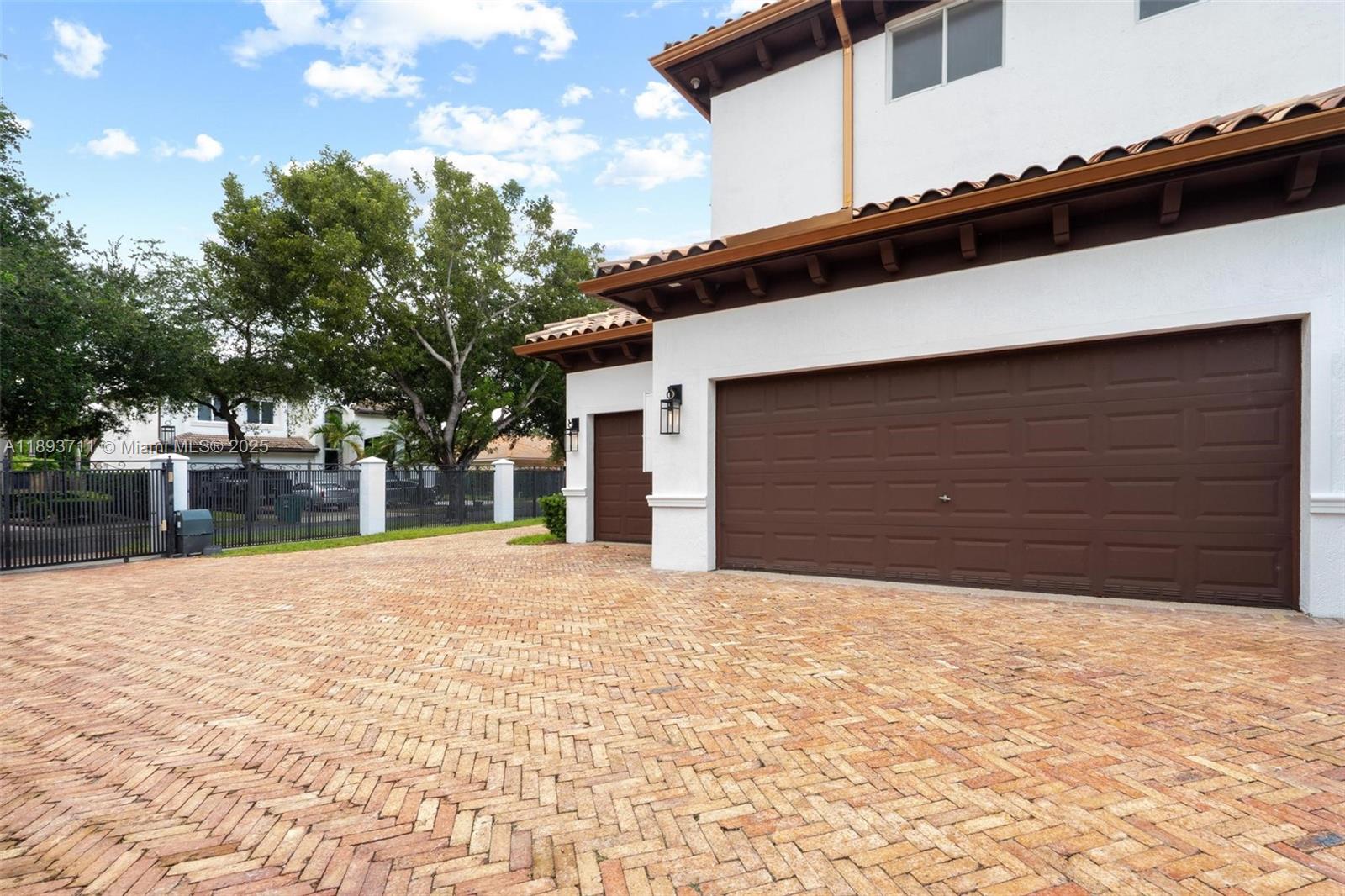 FRANCESCA - Residential