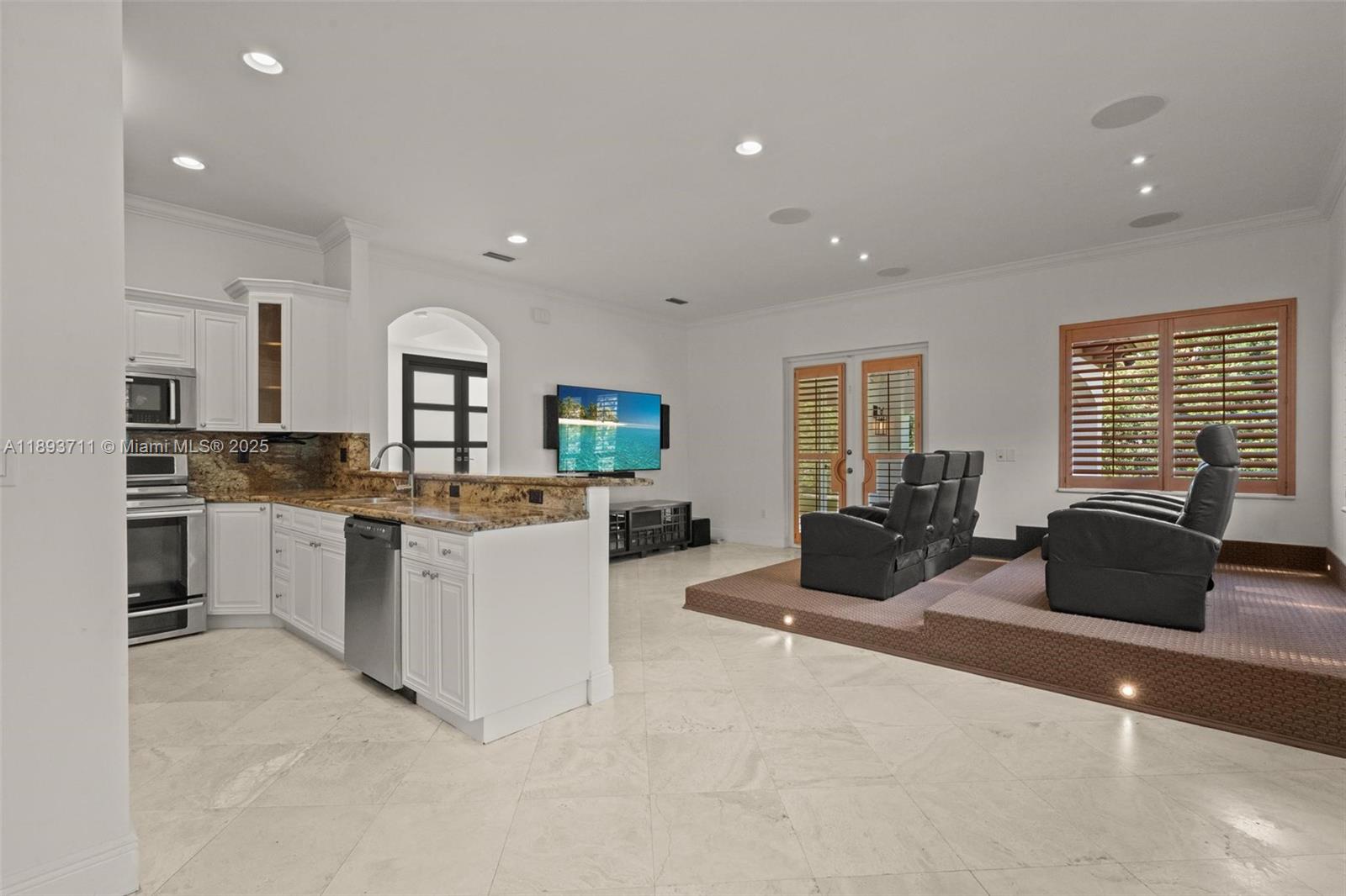 FRANCESCA - Residential