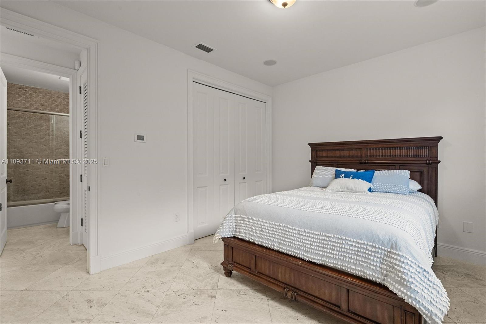 FRANCESCA - Residential