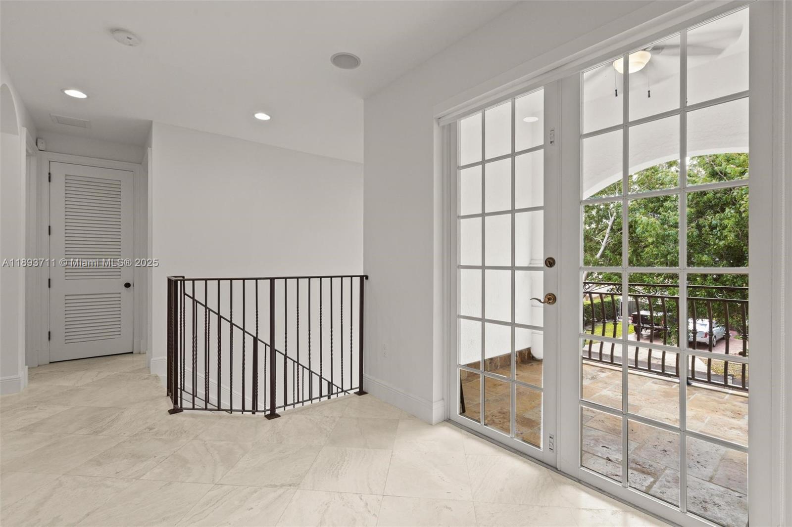 FRANCESCA - Residential