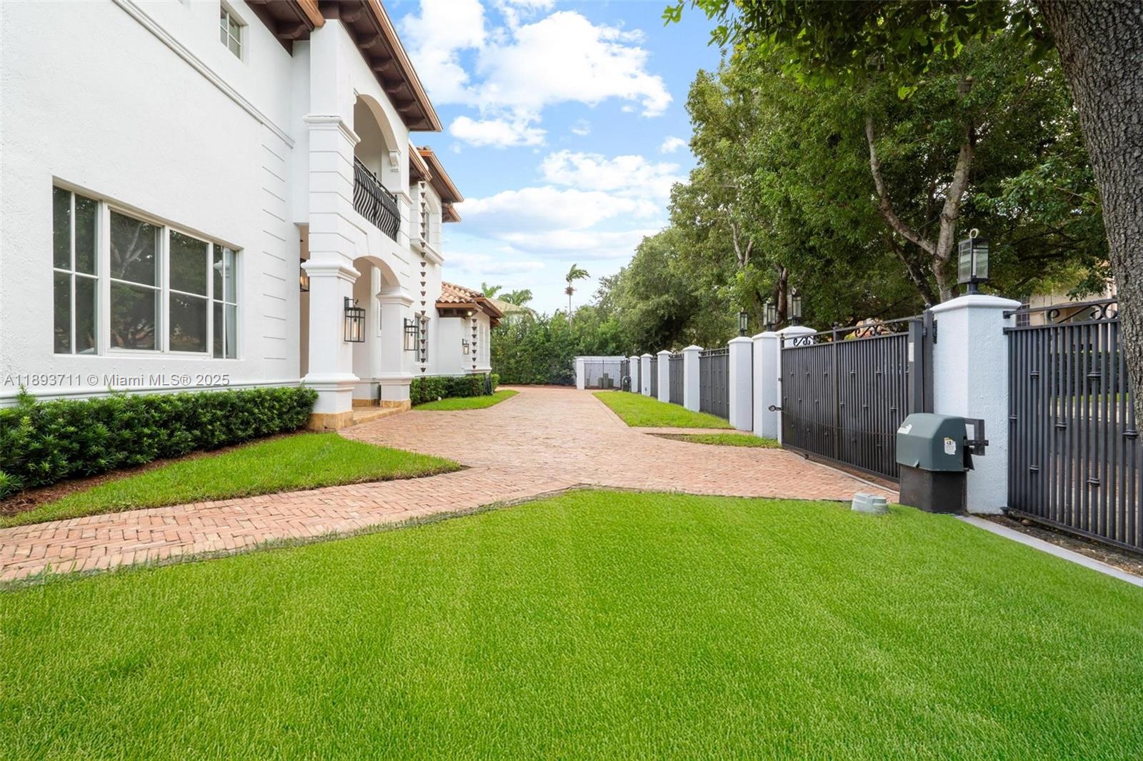 FRANCESCA - Residential