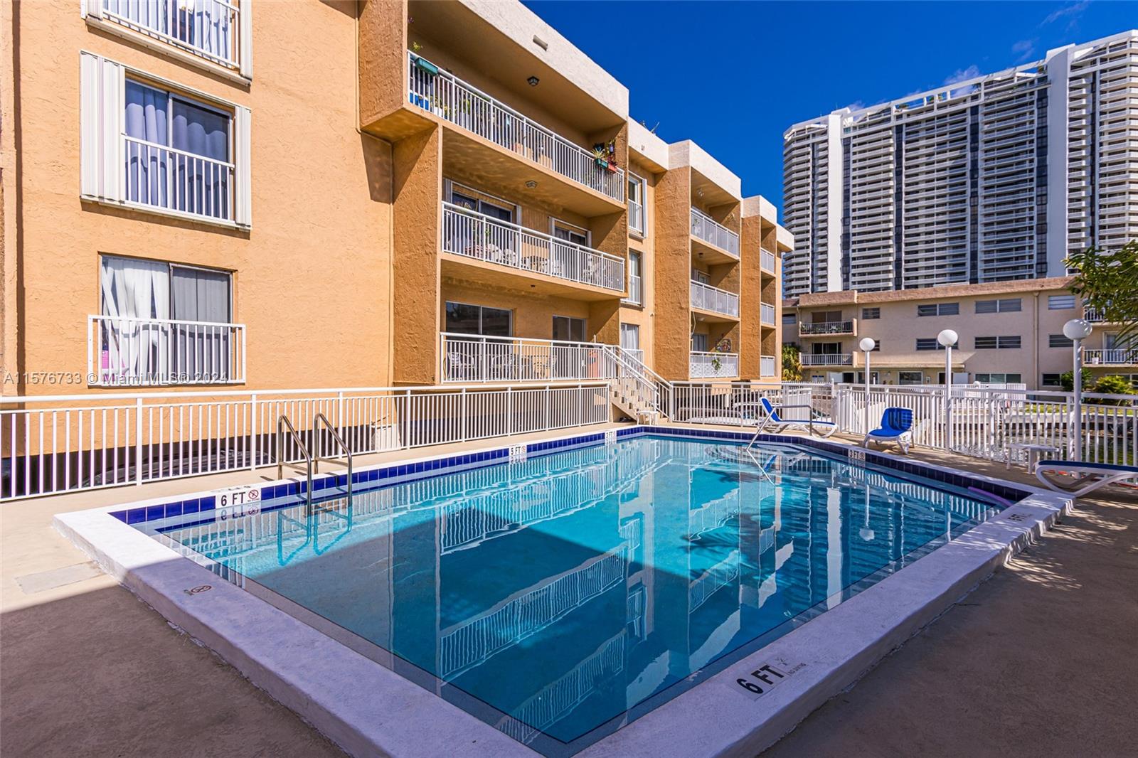 FLORENCE CONDO - Residential